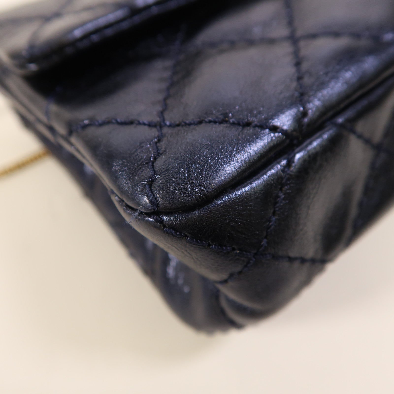 CHANEL 皮革2.55金扣鏈帶肩背袋