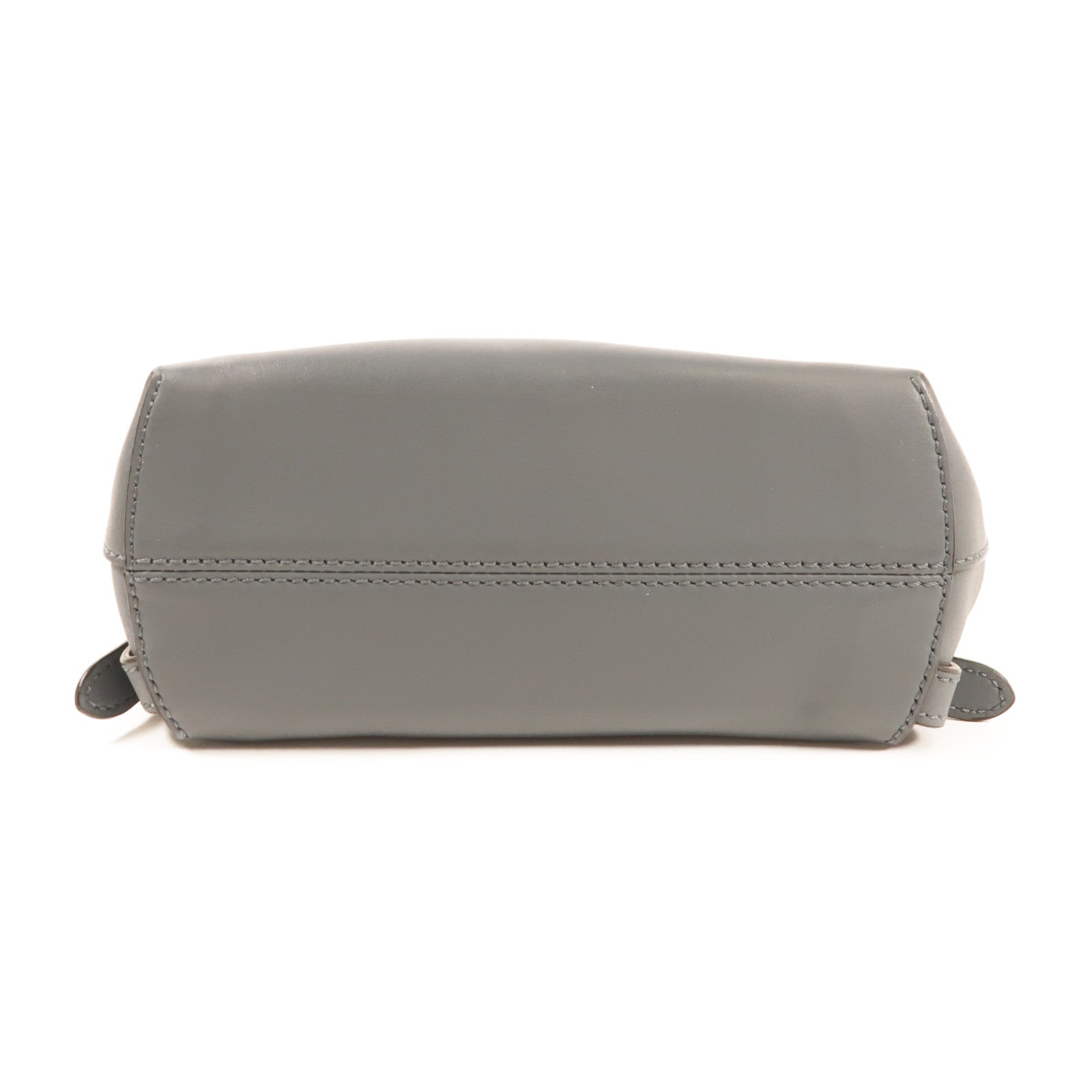 FENDI 牛皮皮革Shoulder Bag銀扣鏈帶背包