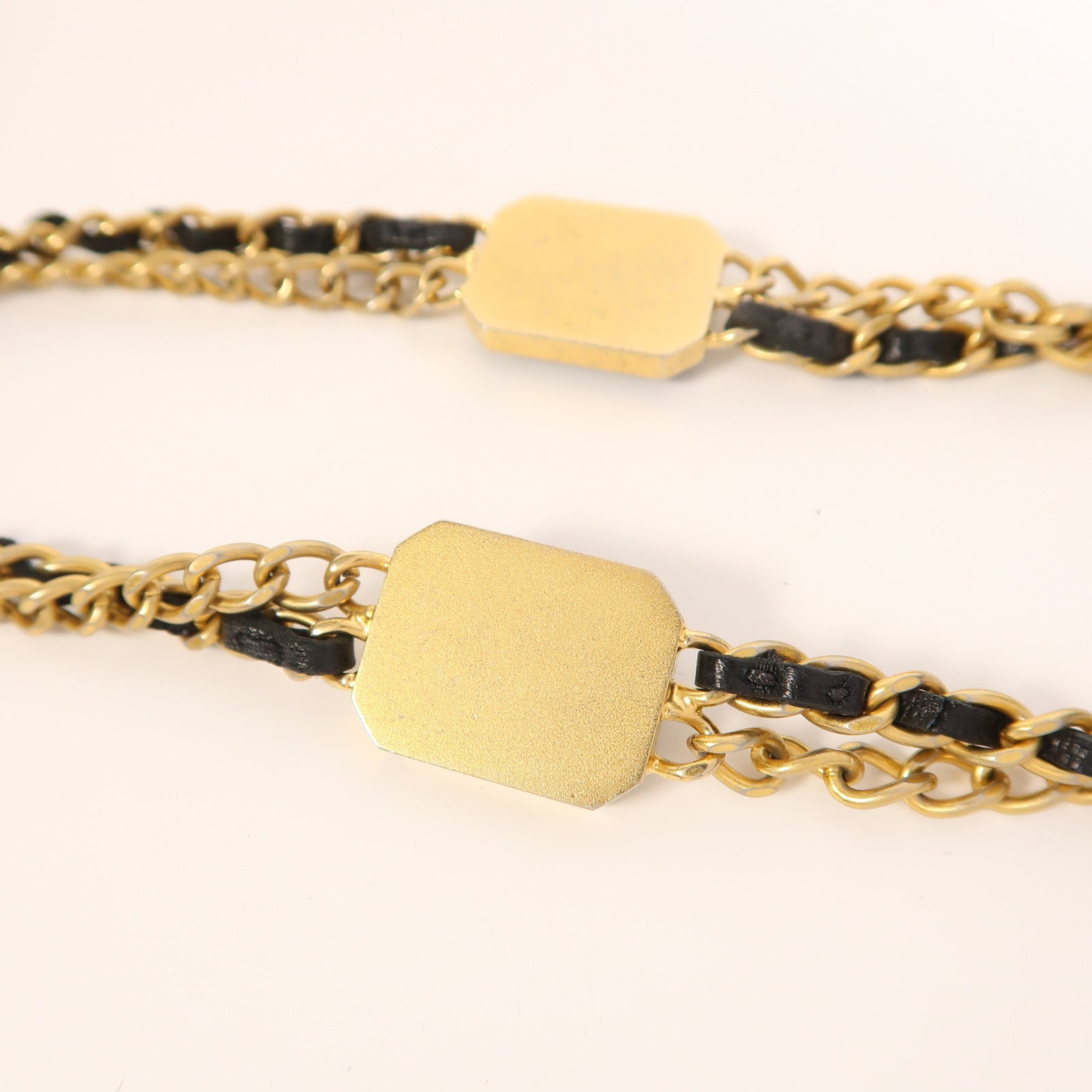 CHANEL 羊皮皮革Mini Vanity金扣鏈帶肩背袋