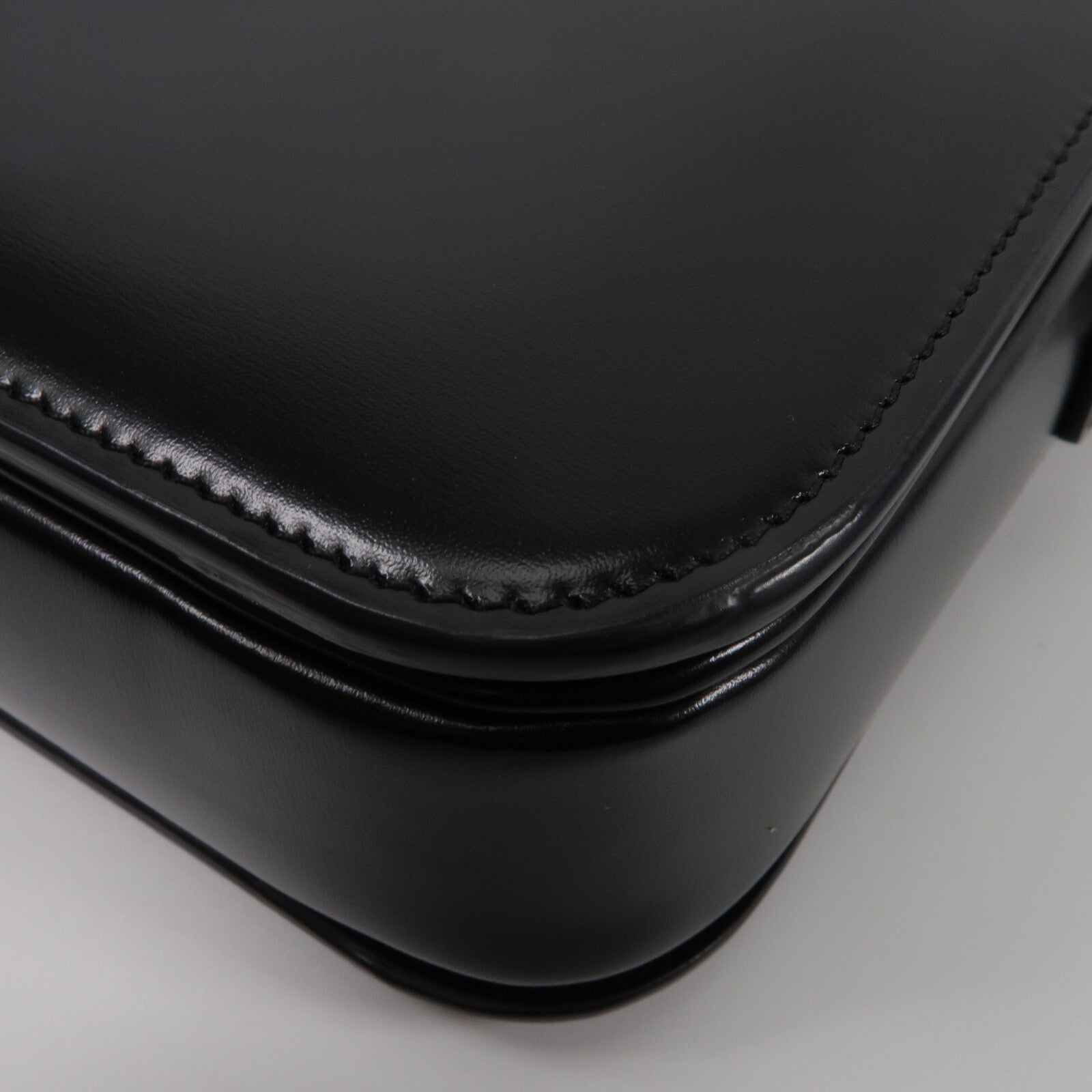 CELINE 牛皮皮革Classique Triomphe肩背袋