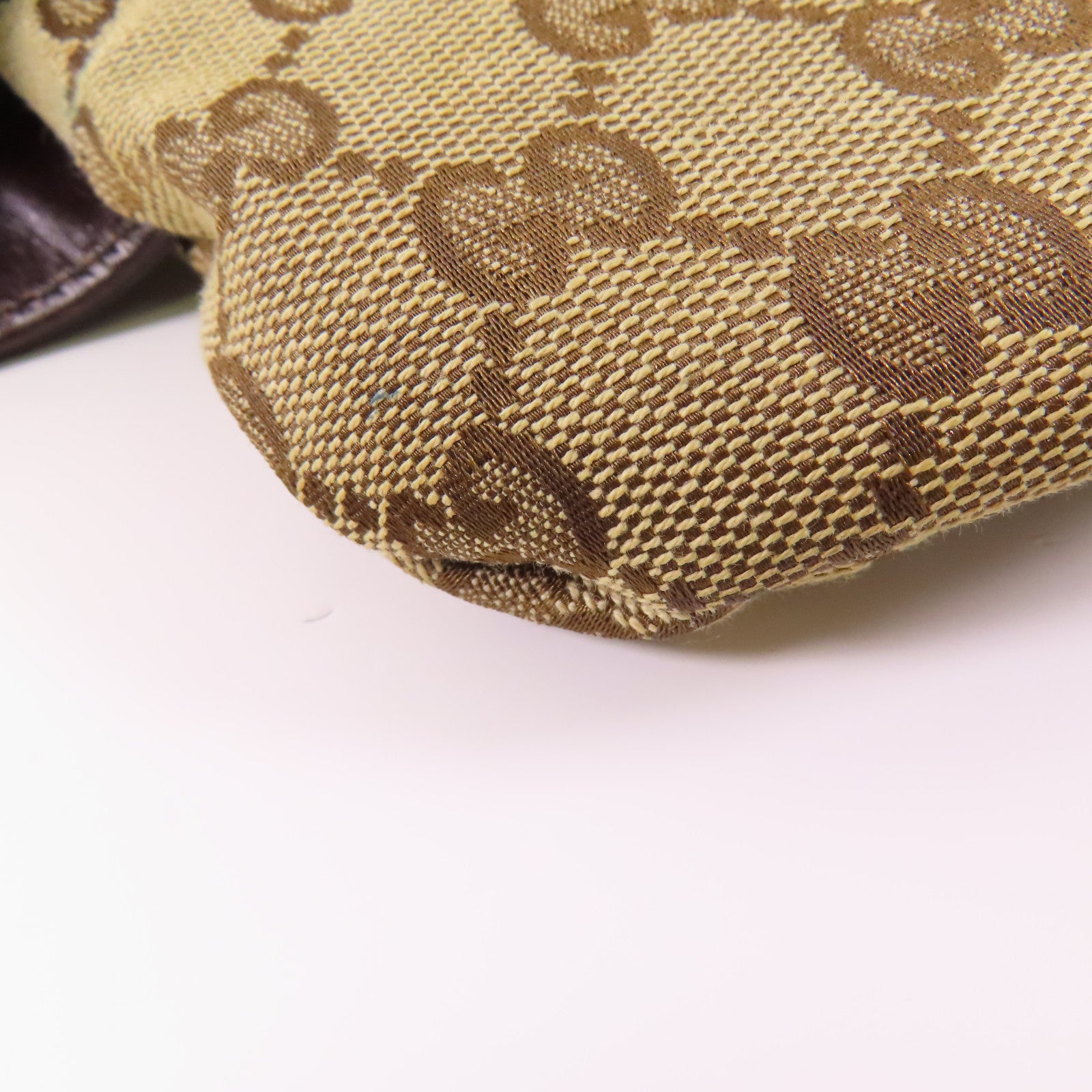 GUCCI 帆布Waist Bag銀扣腰包