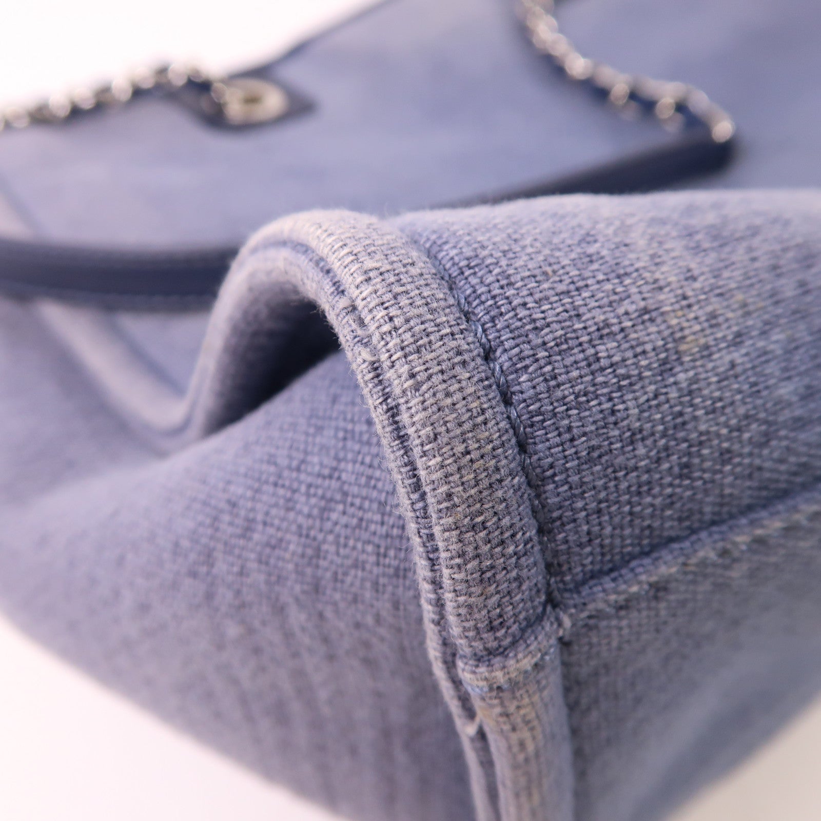 CHANEL 帆布Deauville Tote銀扣肩背袋