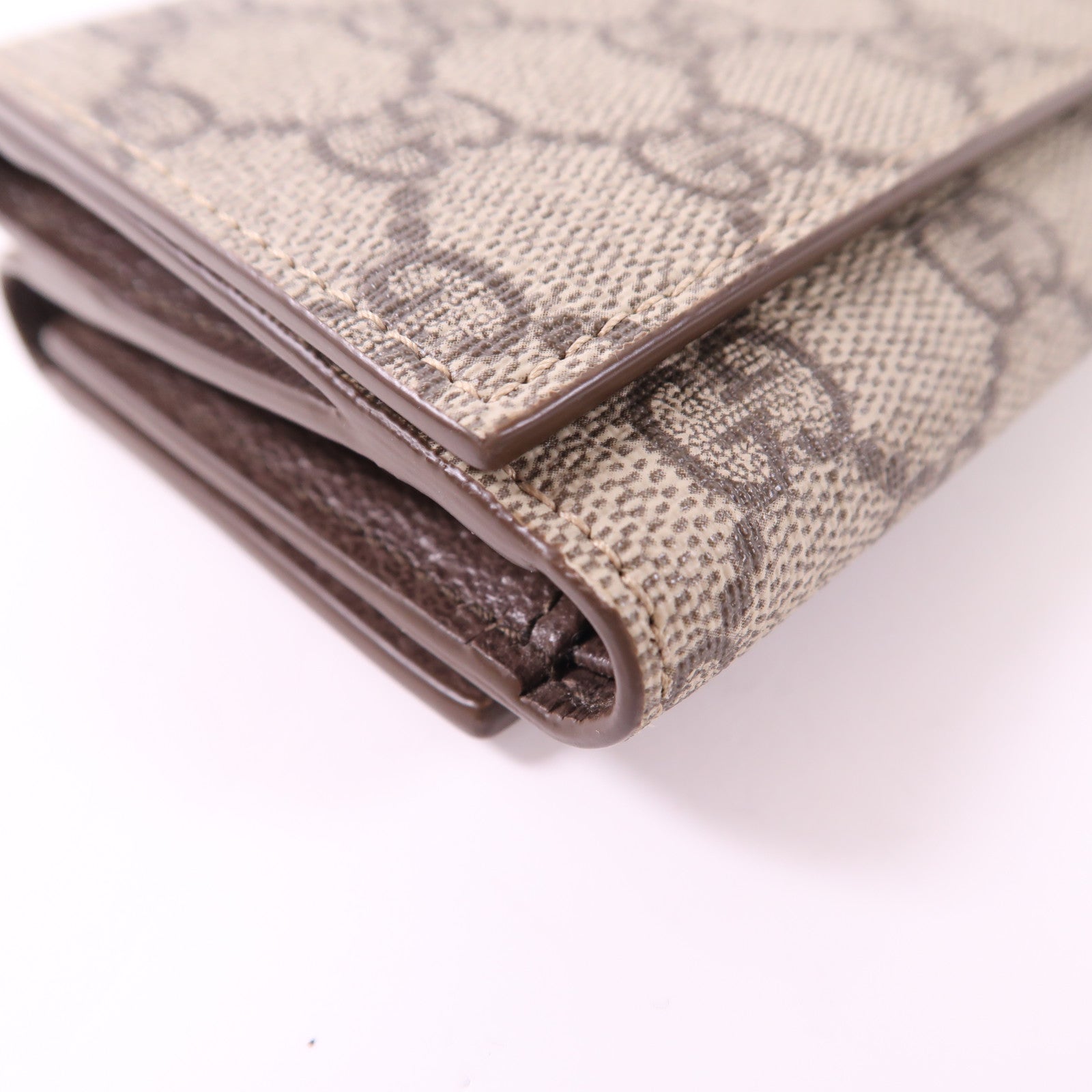GUCCI 塗層帆布Ivory Interior GG錢包