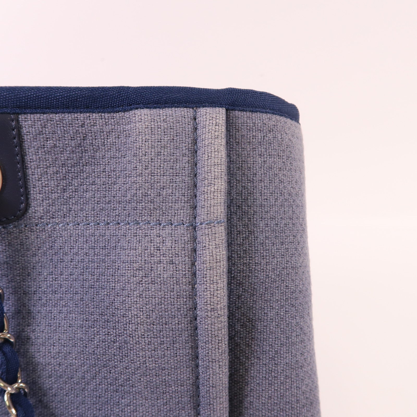 CHANEL 帆布Deauville Tote銀扣肩背袋