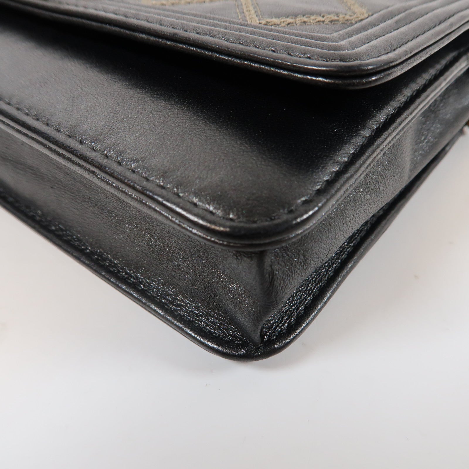 CHANEL 【激減優惠】菱格牛皮皮革Wallet On Chain金扣鏈帶肩背袋黑色
