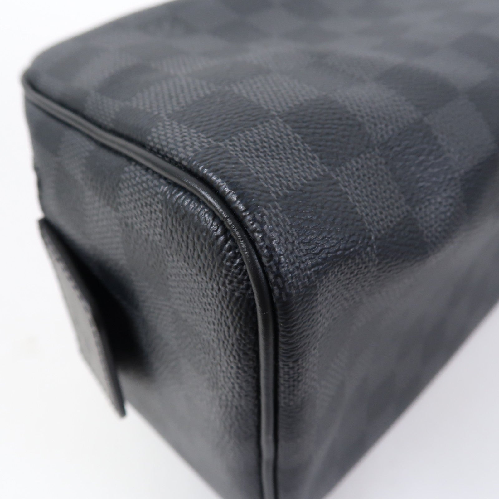 LOUIS VUITTON Damier Graphite Dopp Kit Toilet Pouch手拿包黑色