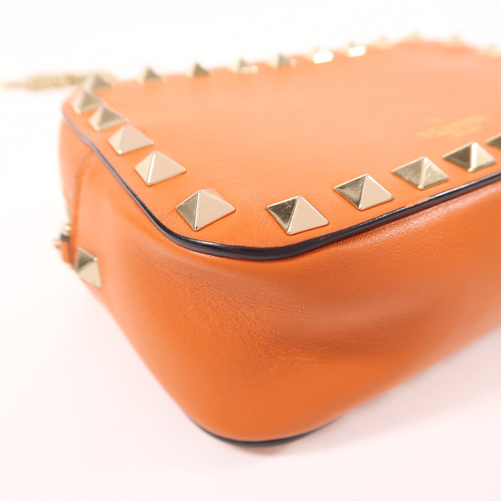 Valentino 牛皮皮革Chain Shoulder金扣鏈帶肩背袋