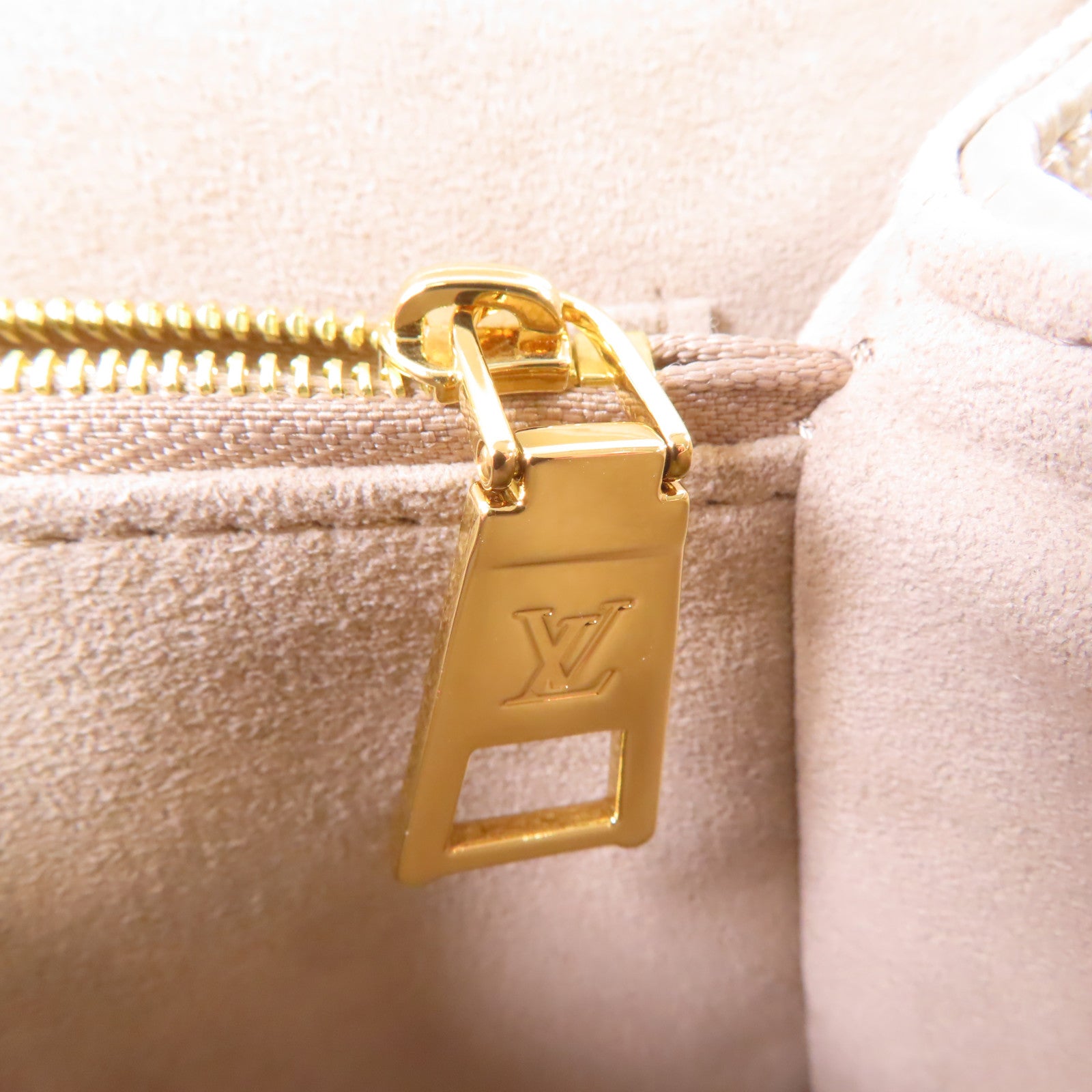 LOUIS VUITTON Monogram Empreinte Madeleine MM金扣手挽肩背兩用袋淺褐色
