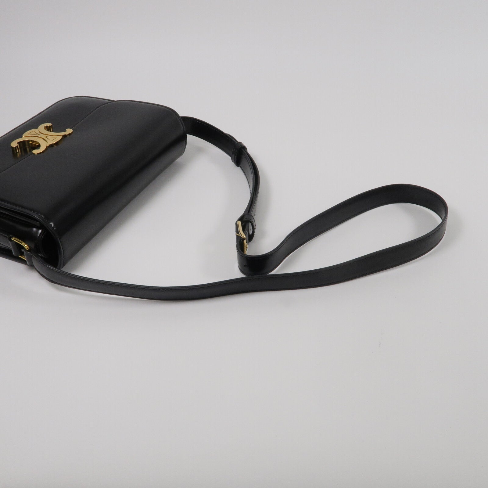 CELINE 牛皮皮革Classique Triomphe肩背袋