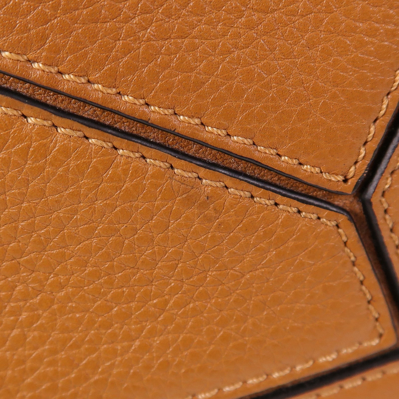 LOEWE 牛皮皮革Small Puzzle金扣手挽肩背兩用袋