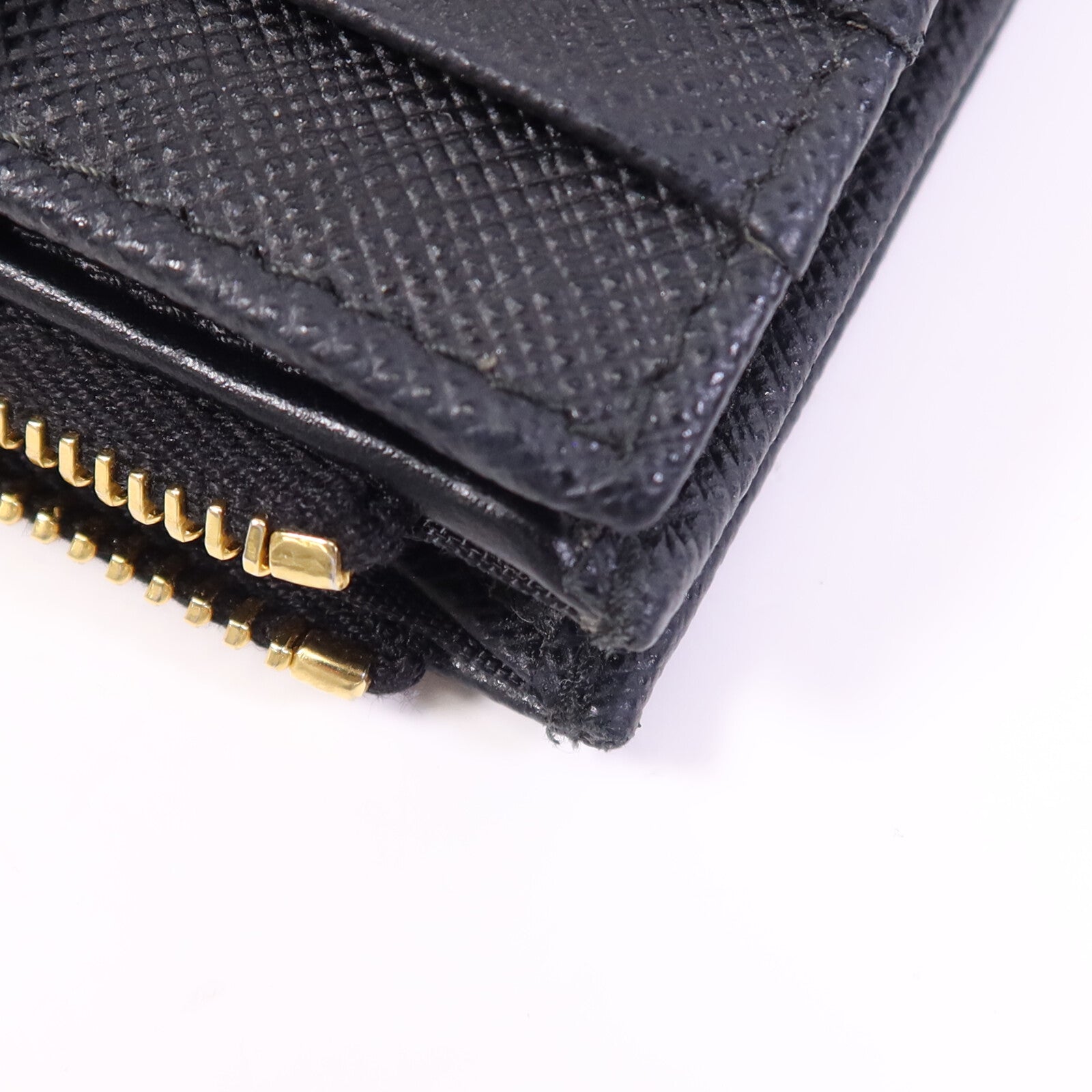 PRADA 牛皮皮革Saffiano Wallet金扣錢包