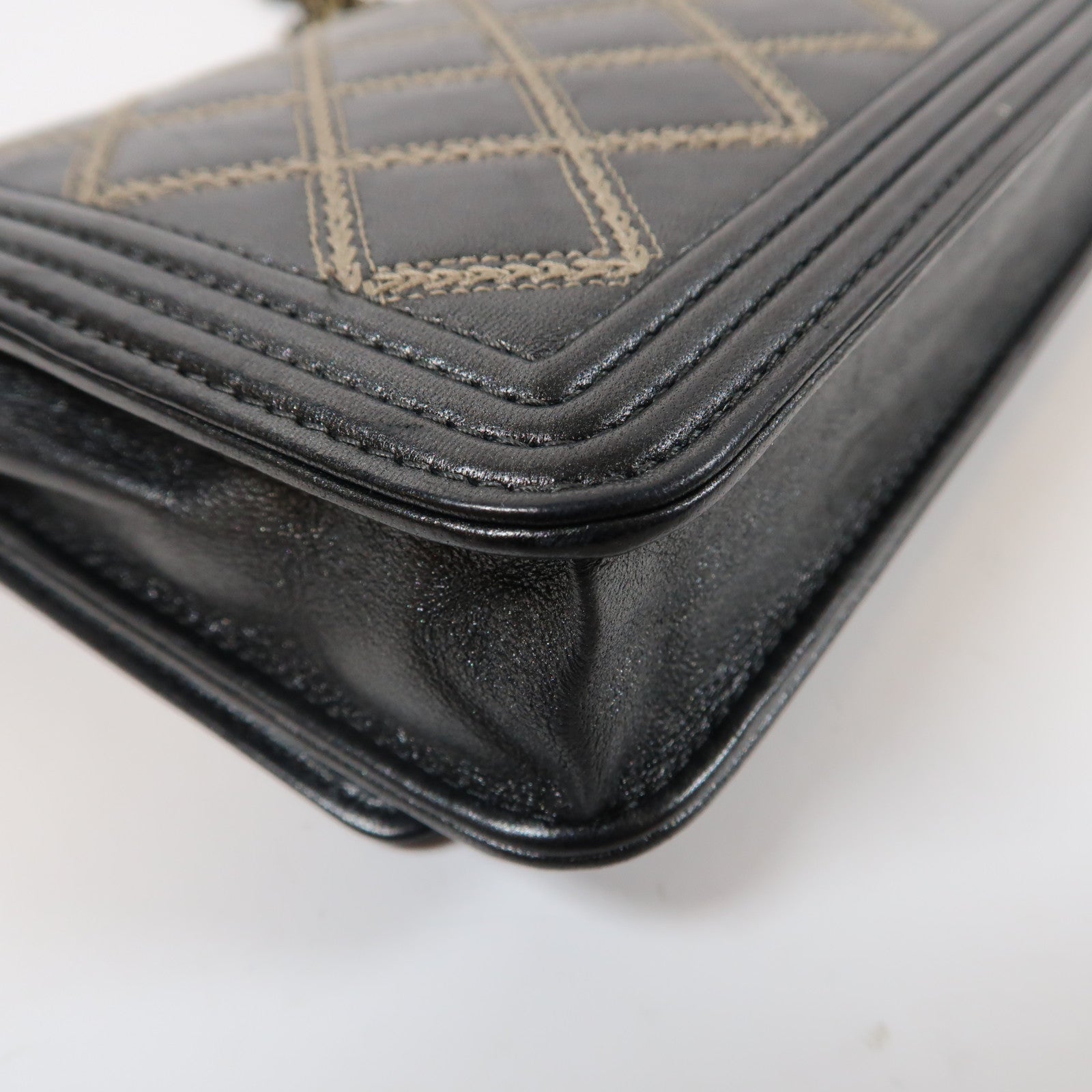 CHANEL 【激減優惠】菱格牛皮皮革Wallet On Chain金扣鏈帶肩背袋黑色