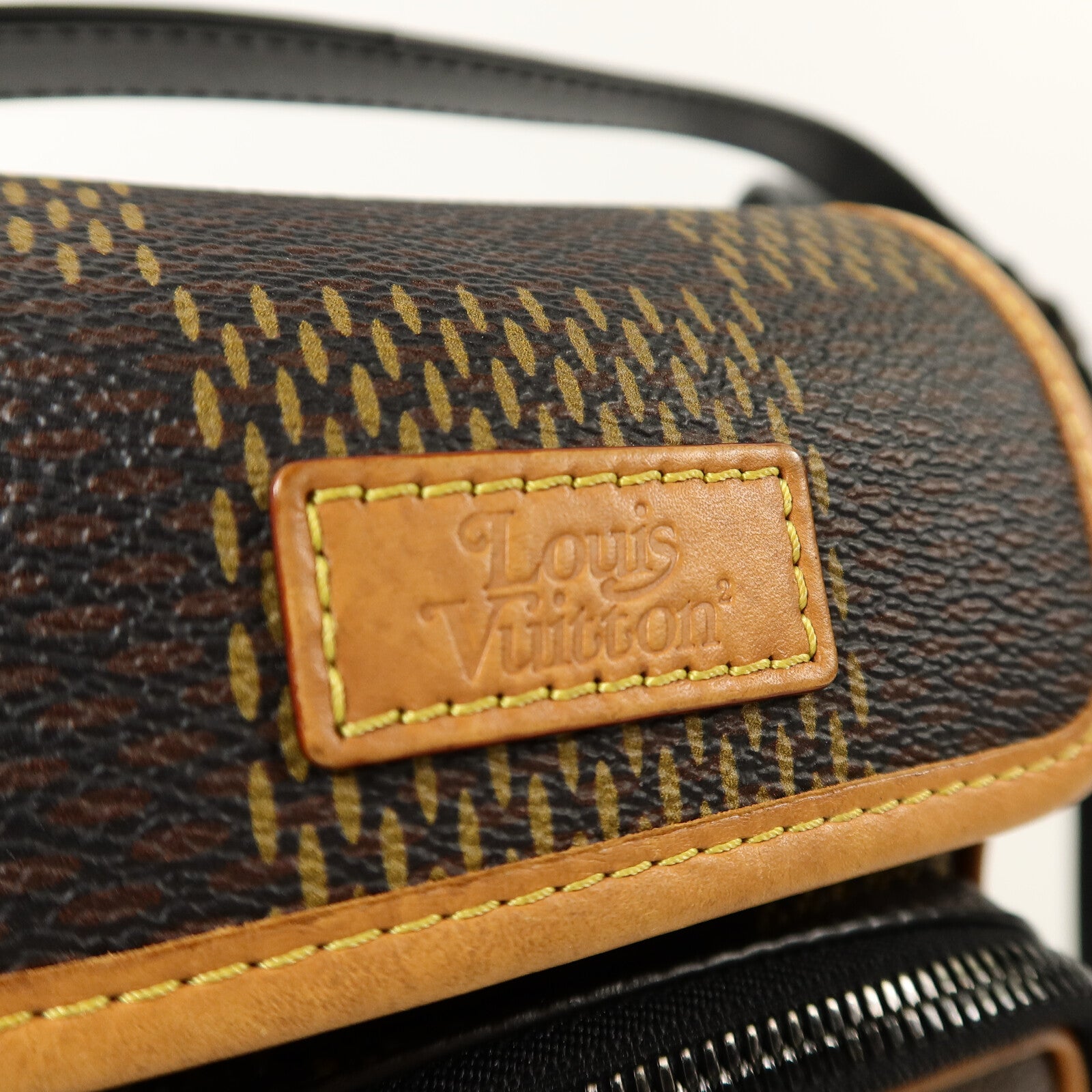 LOUIS VUITTON Damier Giant LV×NIGO Amazon Sling Bag肩背袋