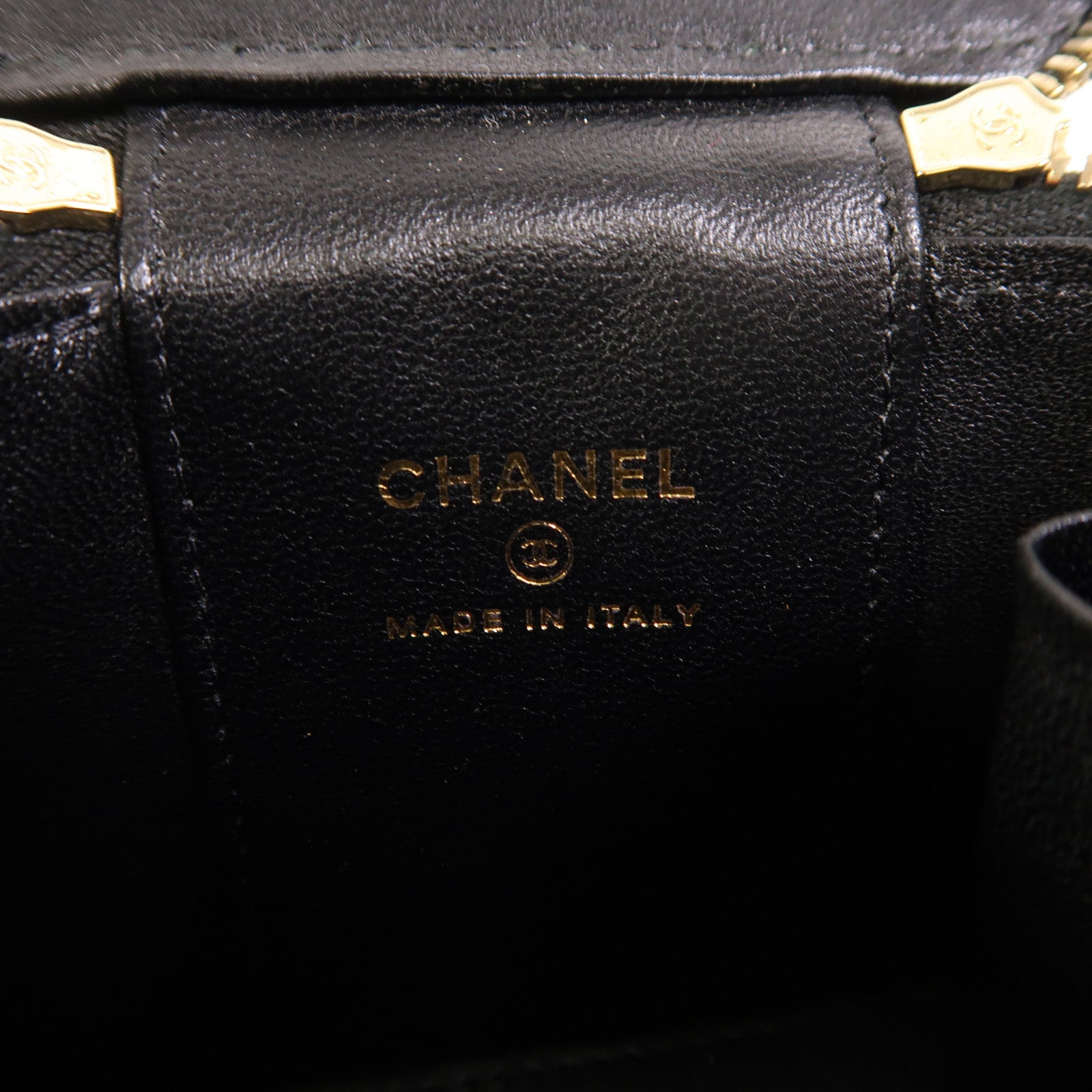 CHANEL 羊皮皮革Mini Vanity金扣鏈帶肩背袋