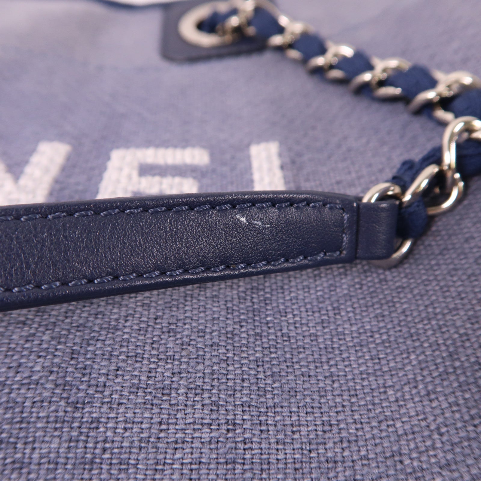 CHANEL 帆布Deauville Tote銀扣肩背袋