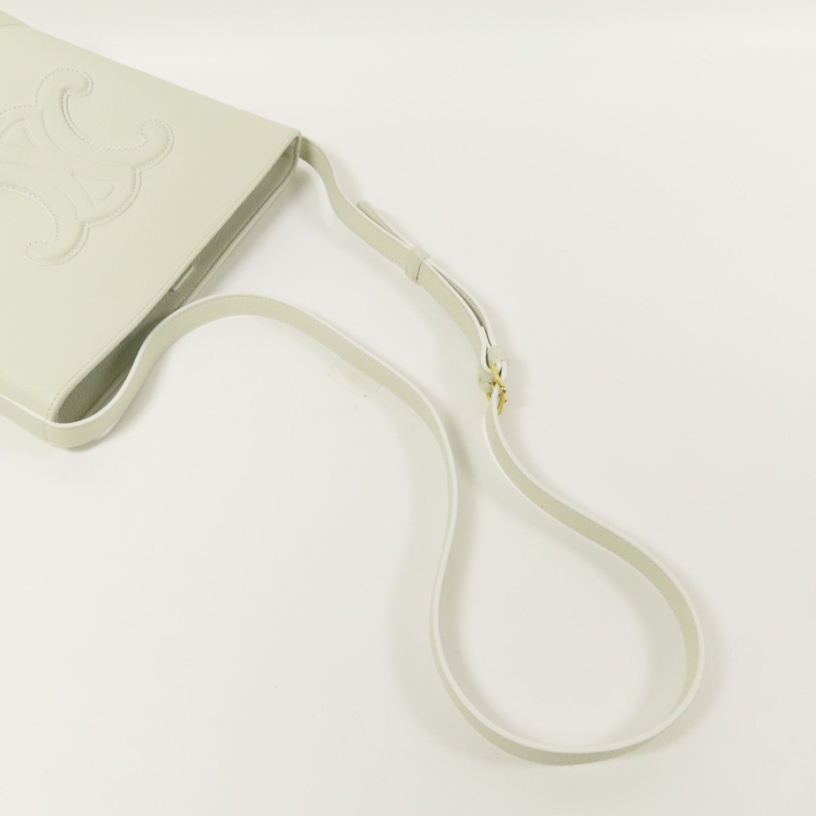 CELINE 牛皮皮革Cuir Triomphe Bucket Bag金扣肩背袋