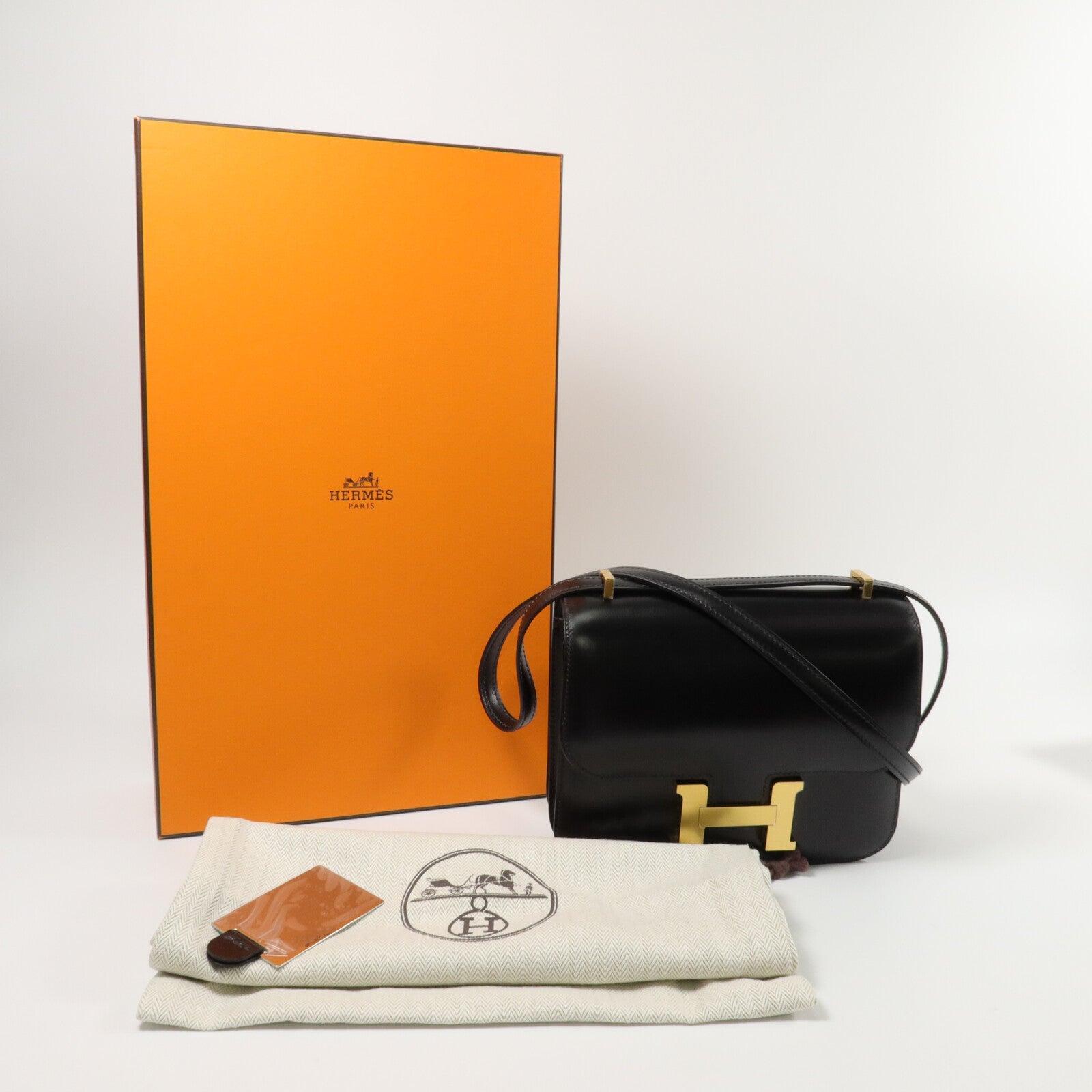 HERMES Box皮革Constance Mini肩背袋Noir