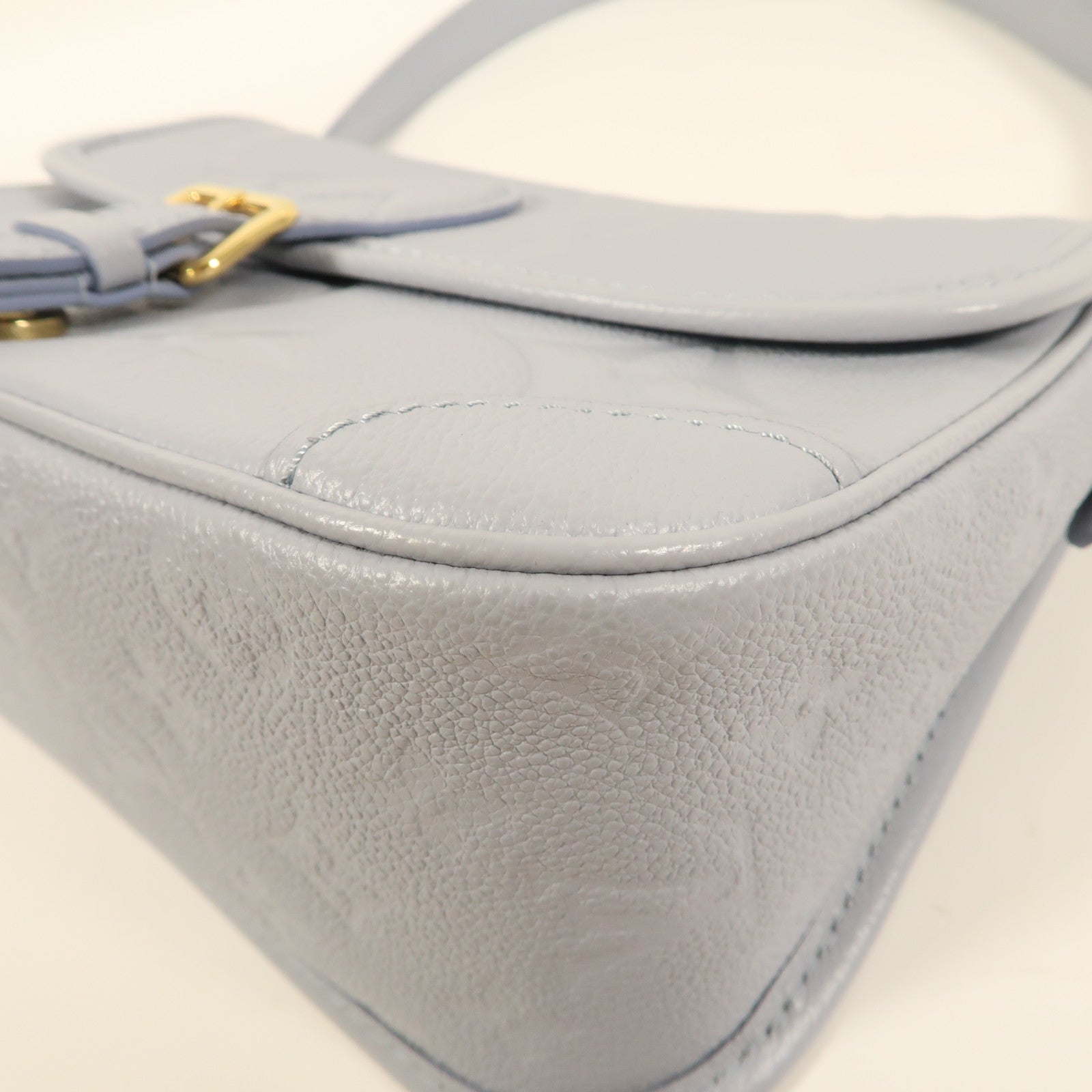 LOUIS VUITTON Monogram Empreinte Diane金扣肩背袋淺藍色