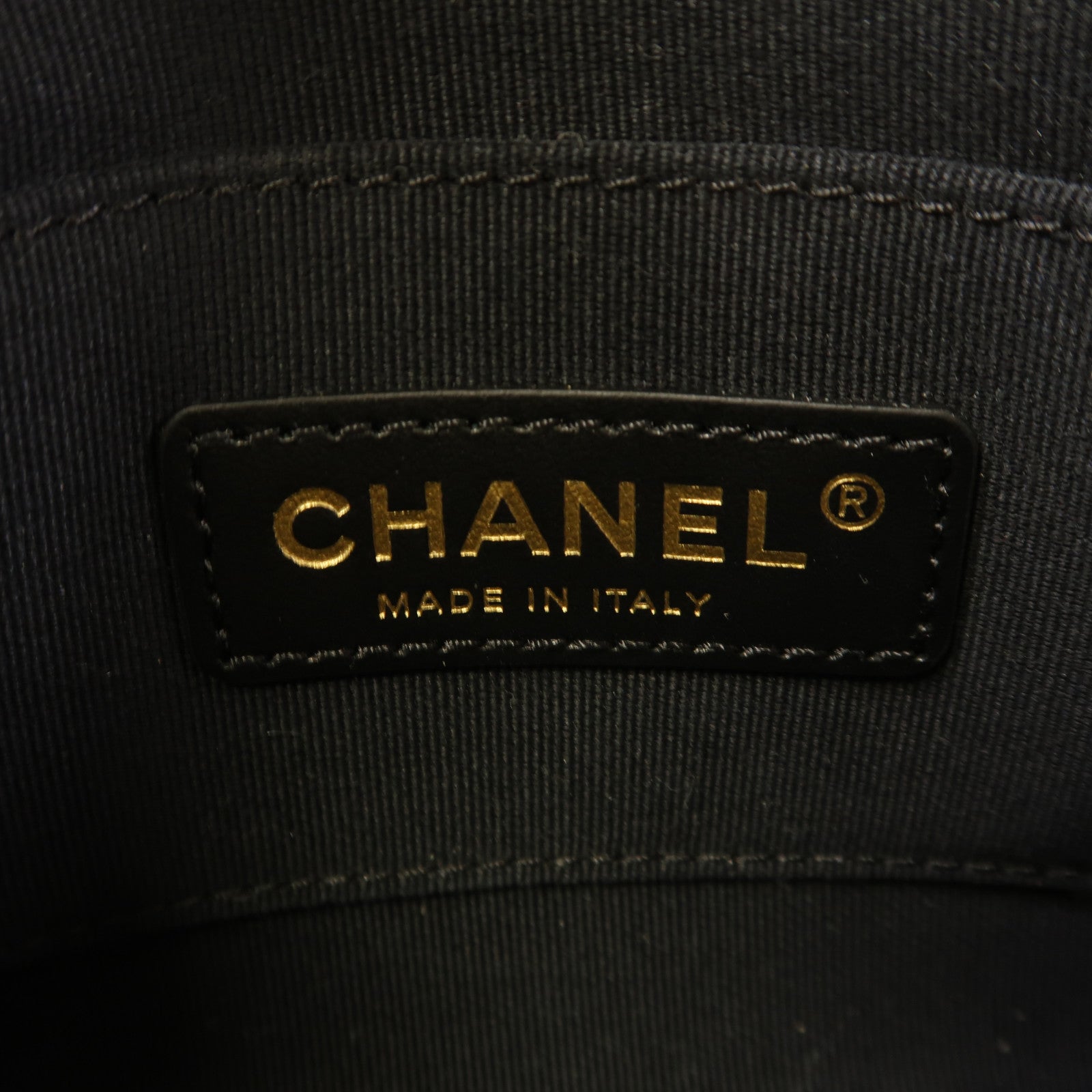 CHANEL 羊皮皮革Chain Shoulder金扣鏈帶肩背袋