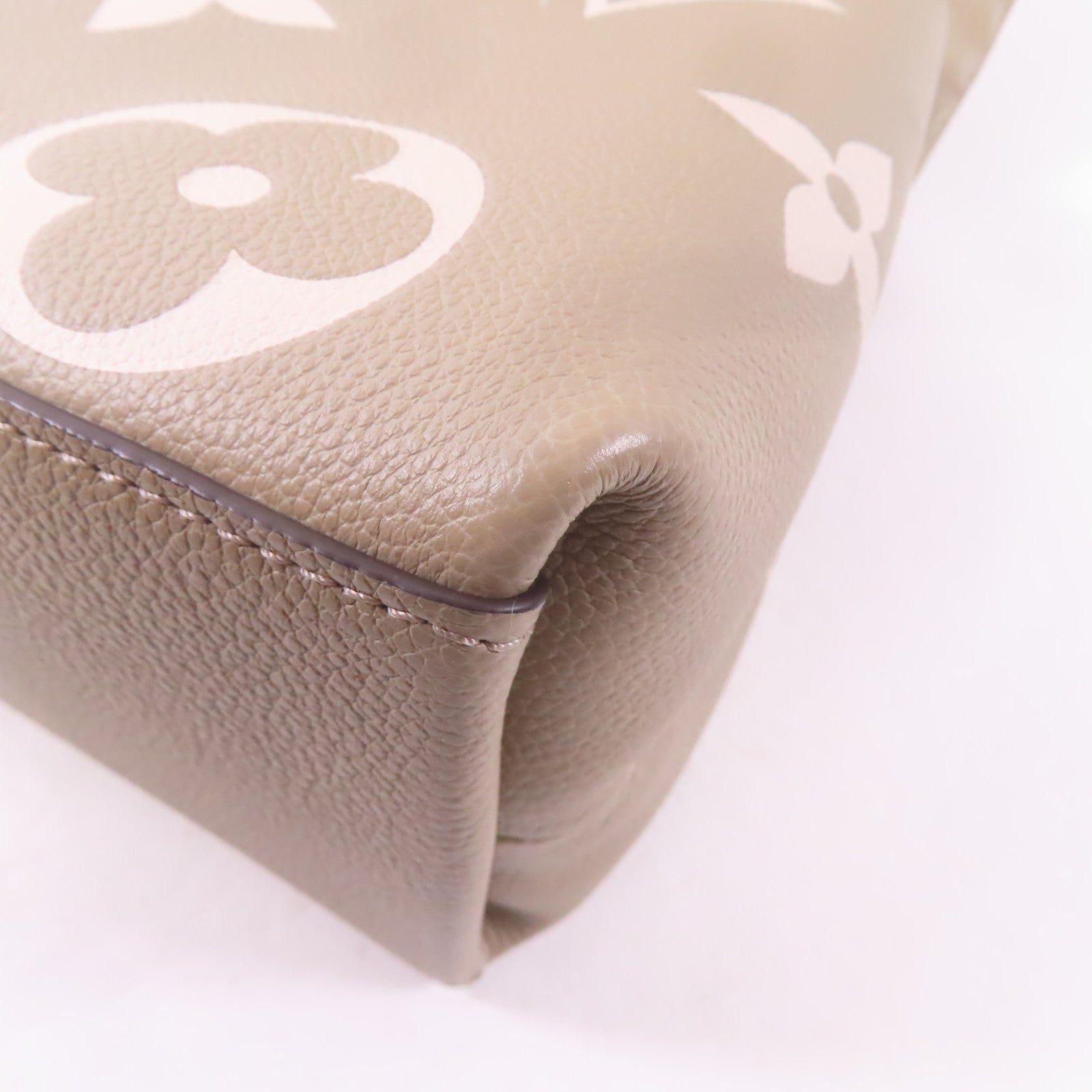 LOUIS VUITTON Monogram Empreinte Madeleine MM金扣手挽肩背兩用袋淺褐色