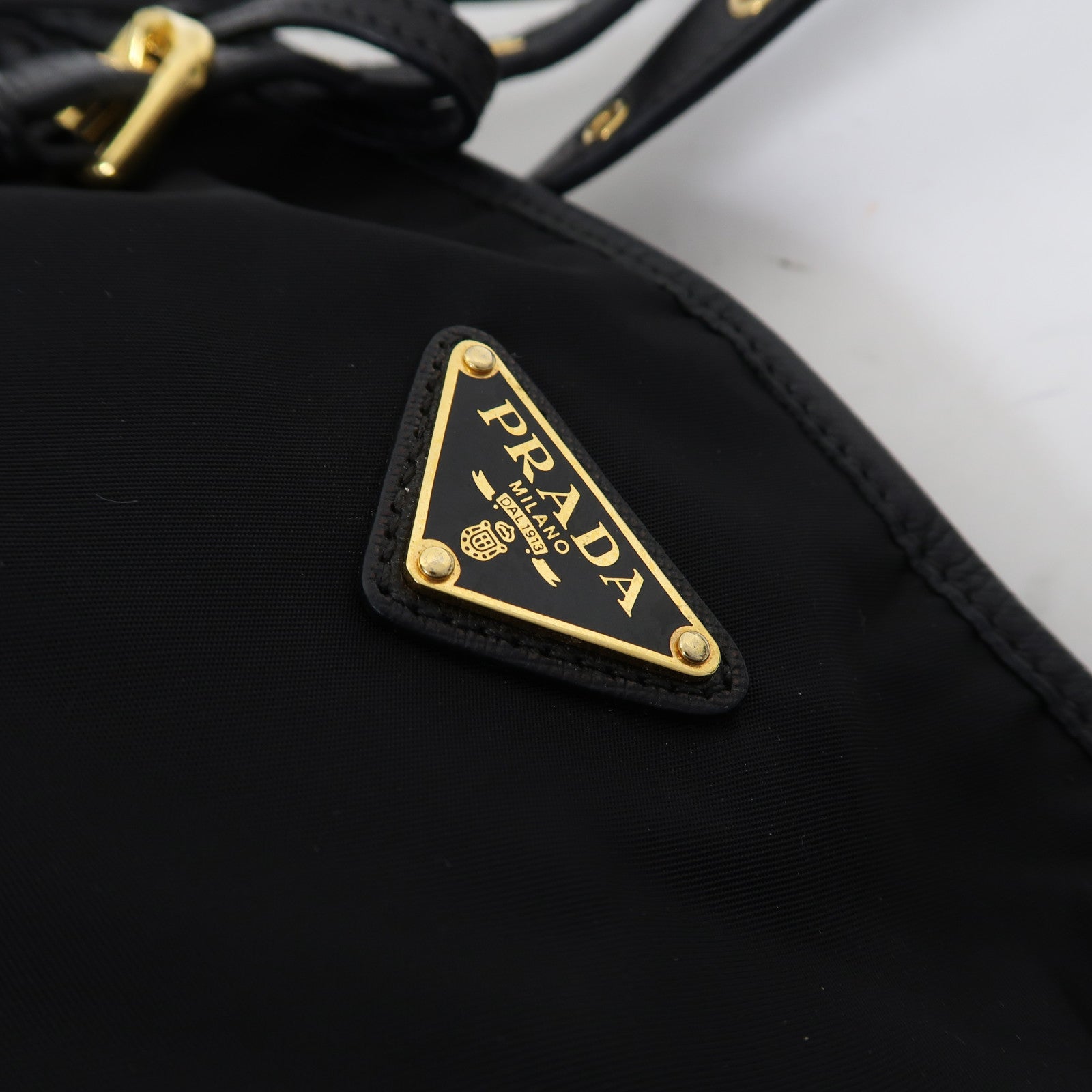 PRADA 尼龍Tote Bag金扣肩背袋黑色