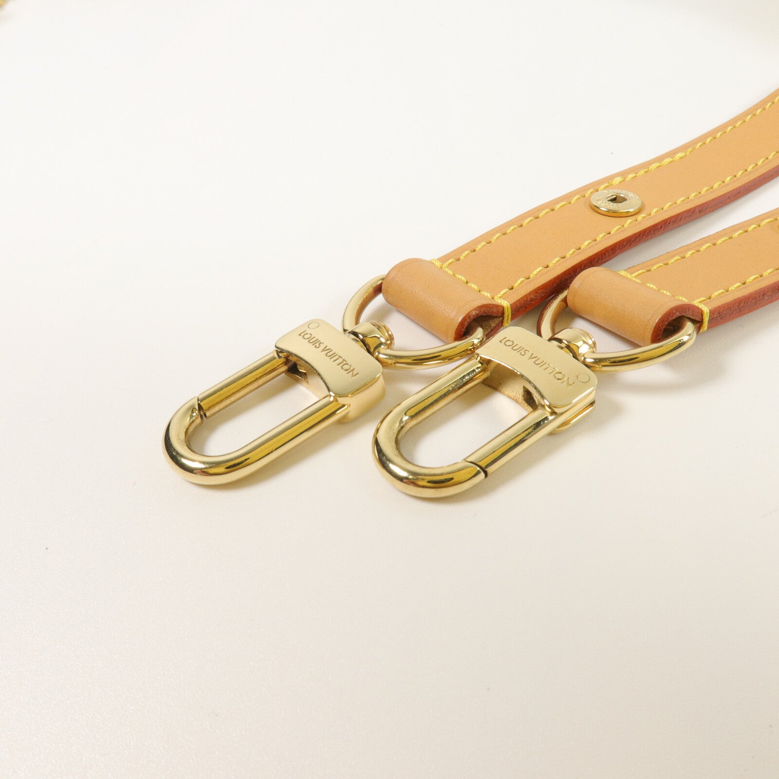 LOUIS VUITTON Monogram Loop肩背袋