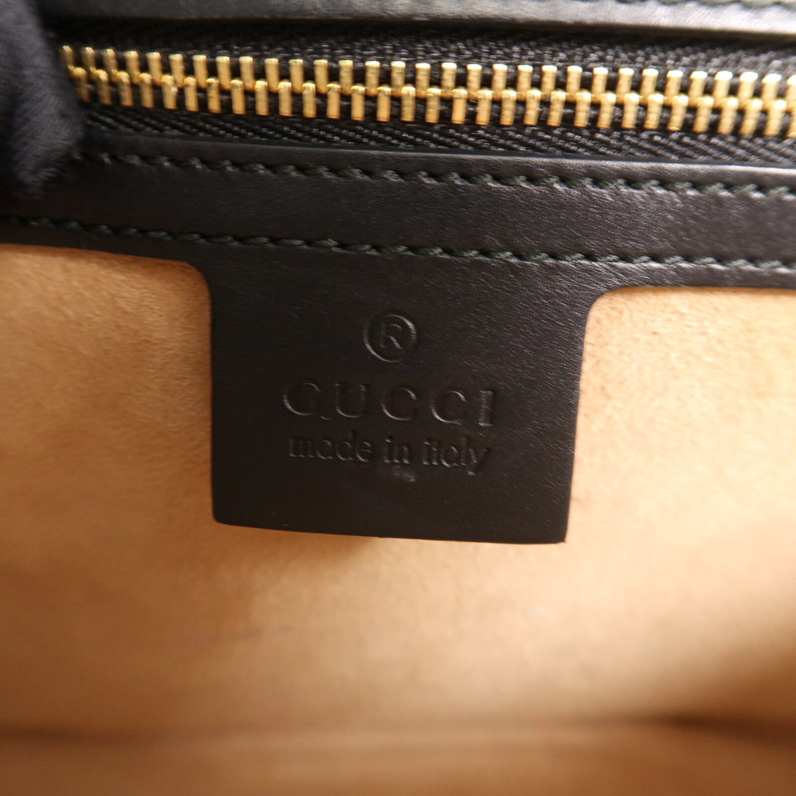 GUCCI 牛皮皮革Sylvie Small肩背袋