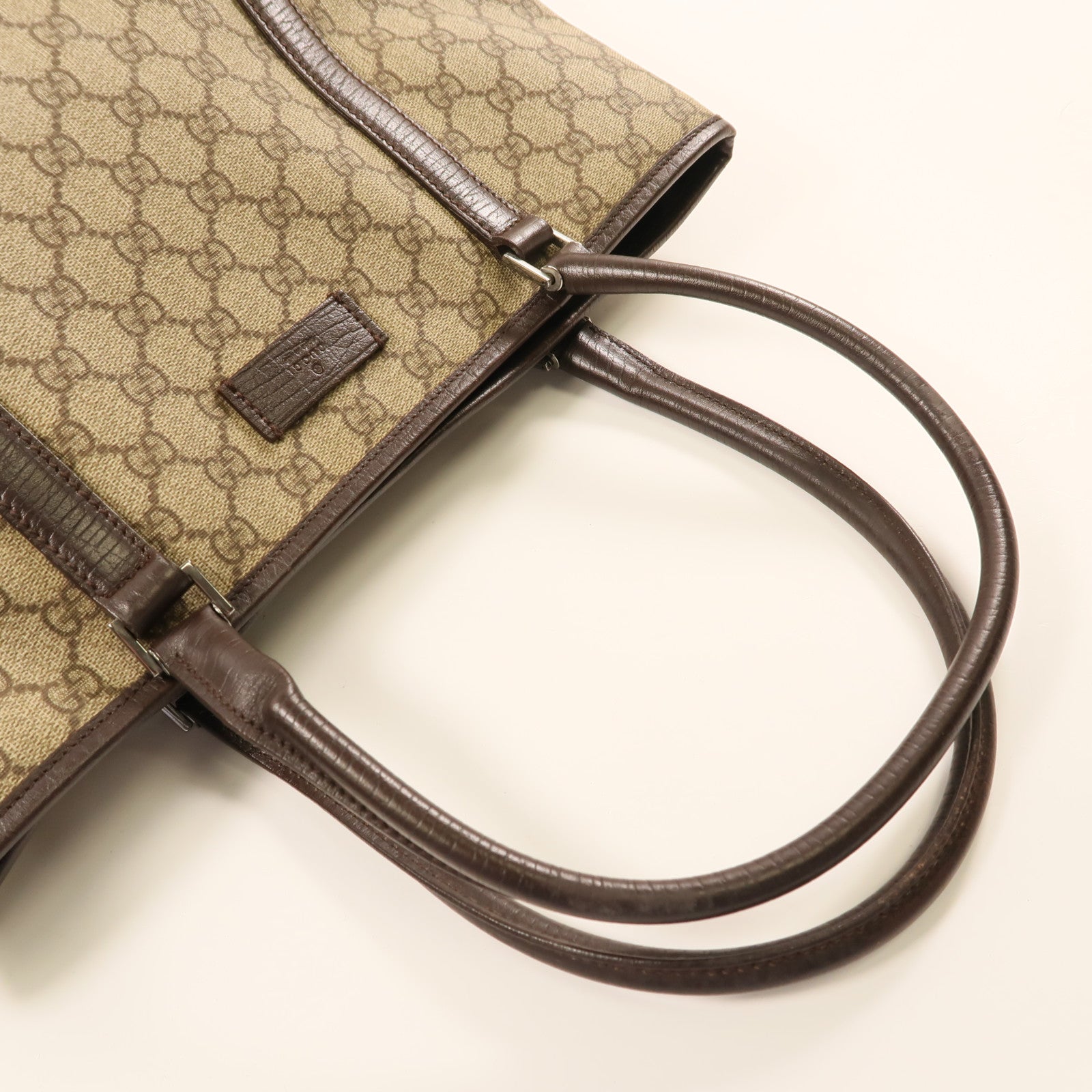 GUCCI 塗層帆布GG Plus Tote Bag銀扣手挽袋米色
