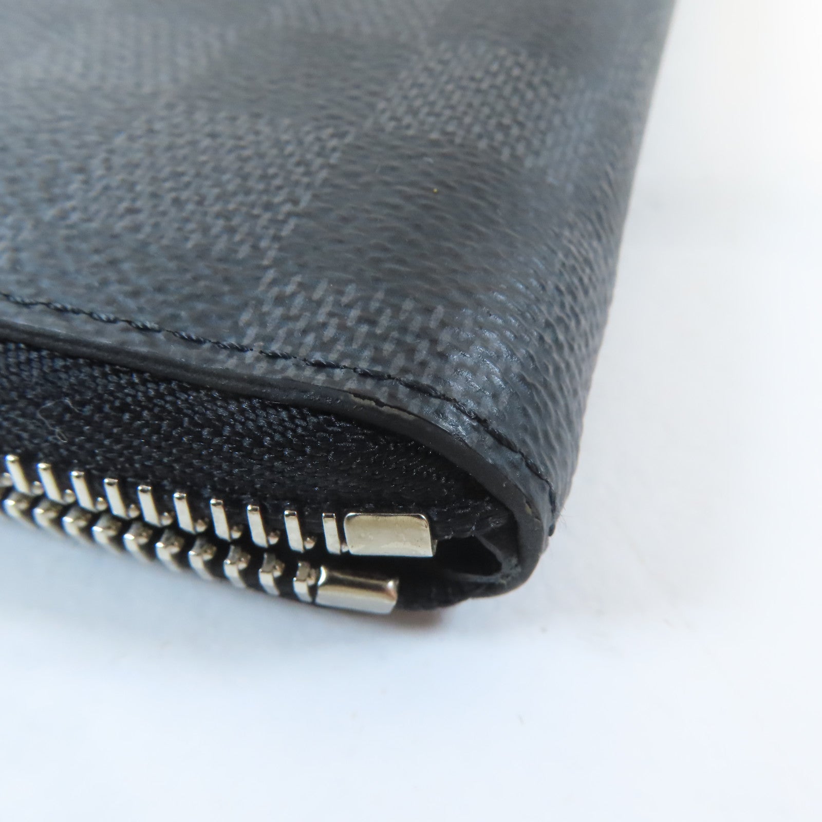 LOUIS VUITTON Damier Graphite Zippy Wallet Vertical銀扣長錢包黑色