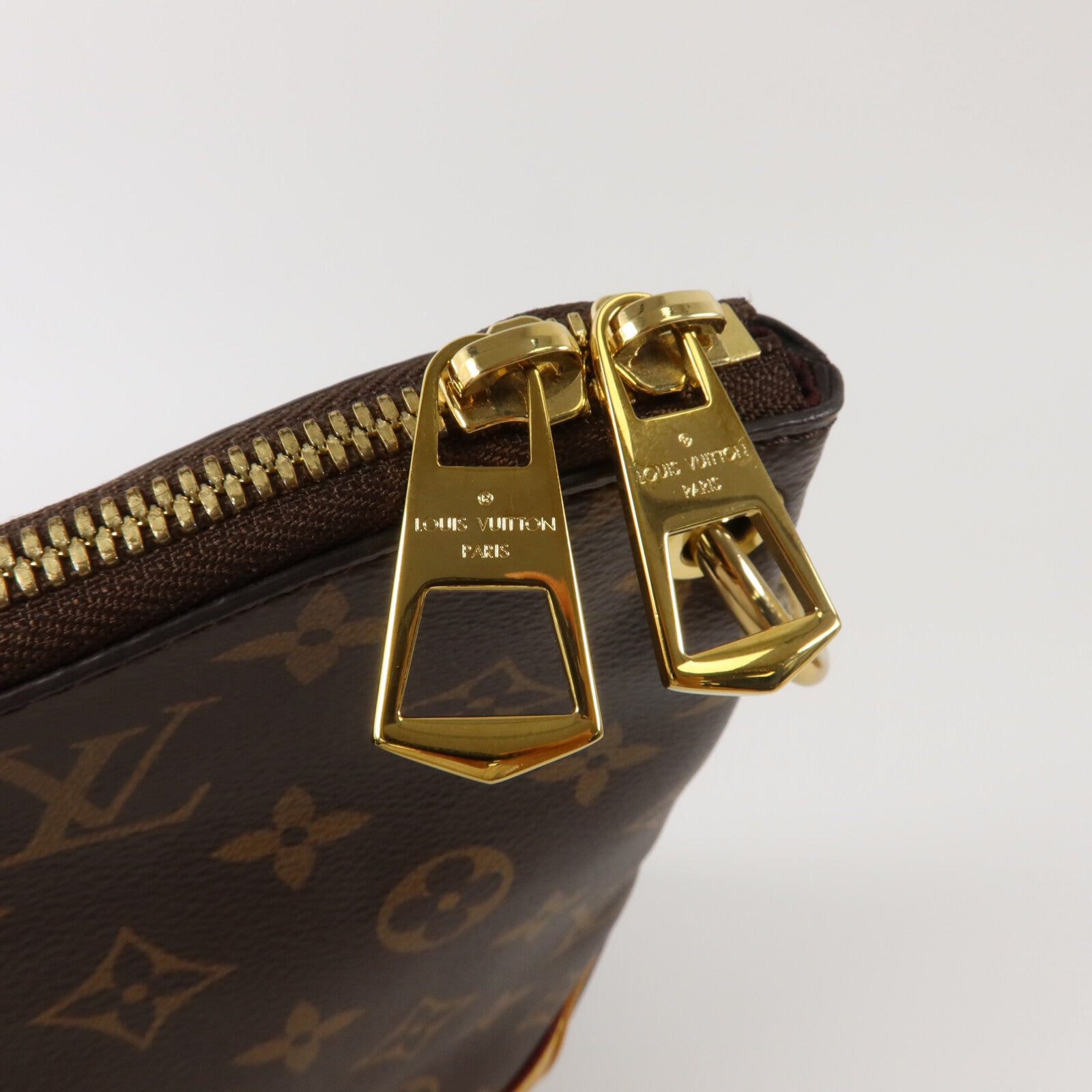 LOUIS VUITTON Monogram Odeon PM肩背袋
