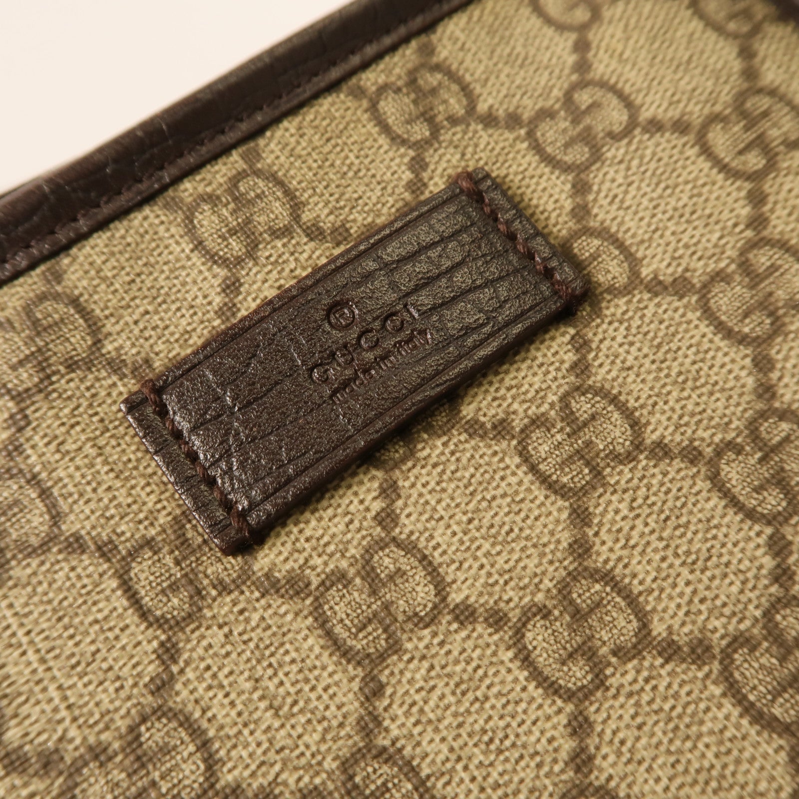 GUCCI 塗層帆布GG Plus Tote Bag銀扣手挽袋米色