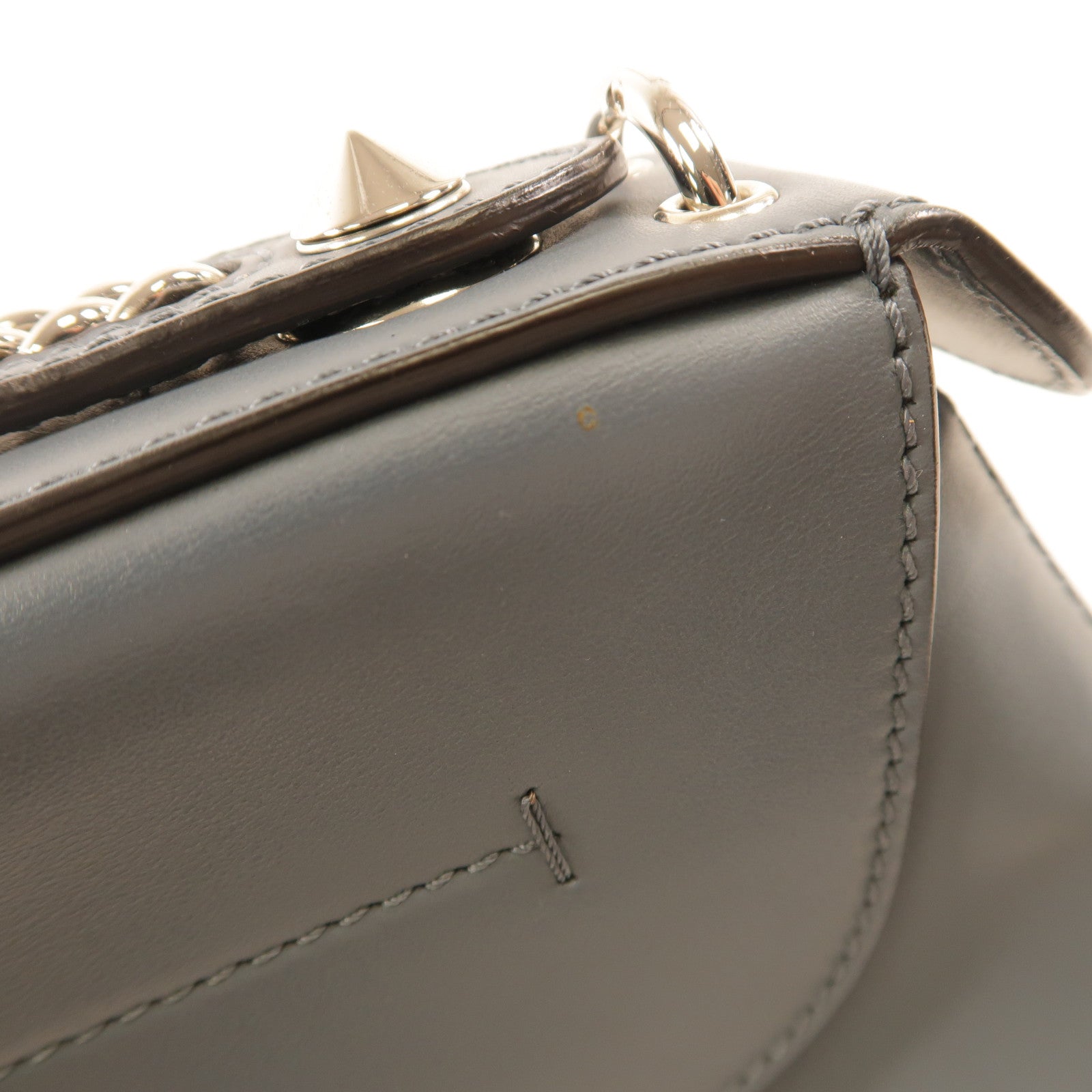 FENDI 牛皮皮革Shoulder Bag銀扣鏈帶背包