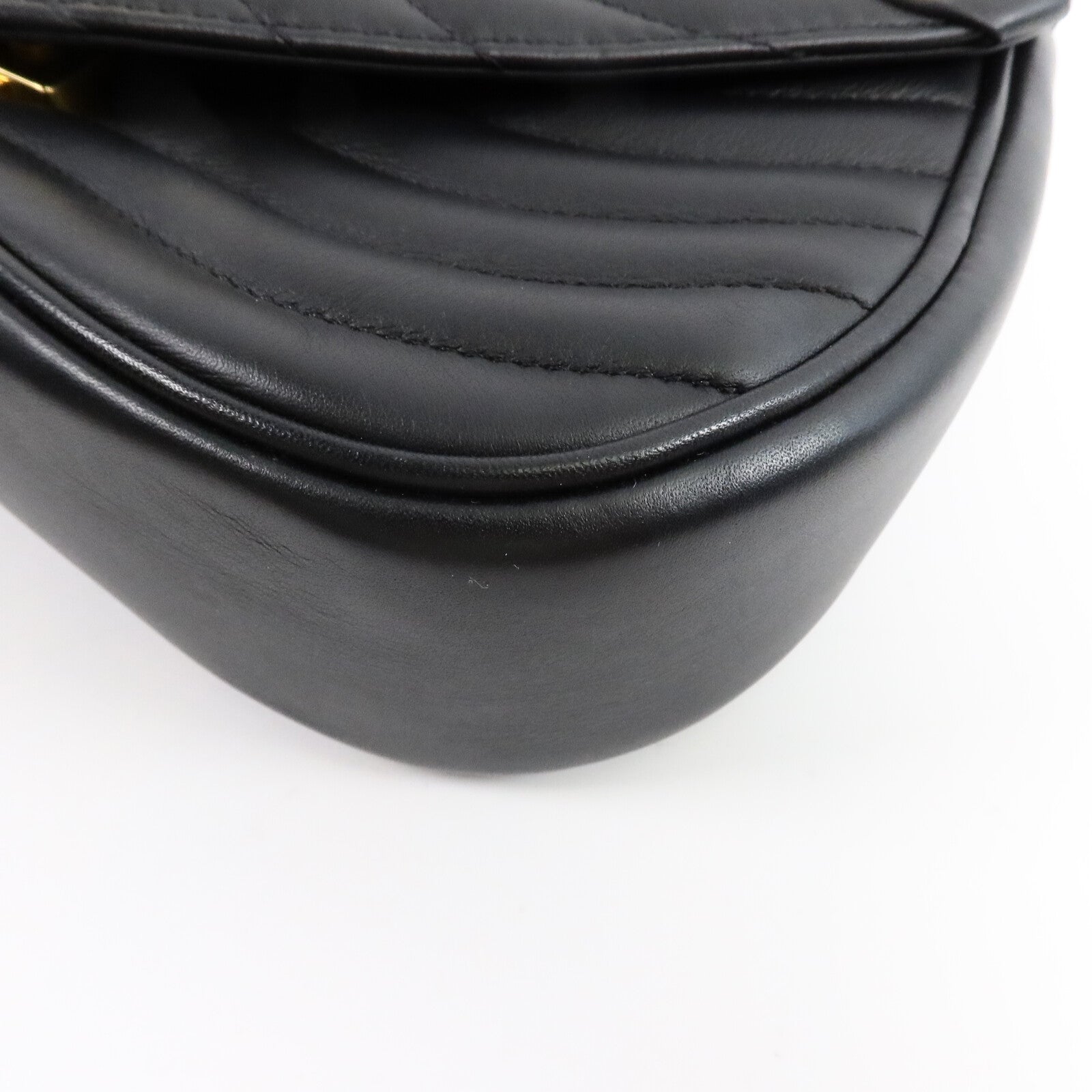 LOUIS VUITTON 牛皮皮革New Wave Chain MM肩背袋