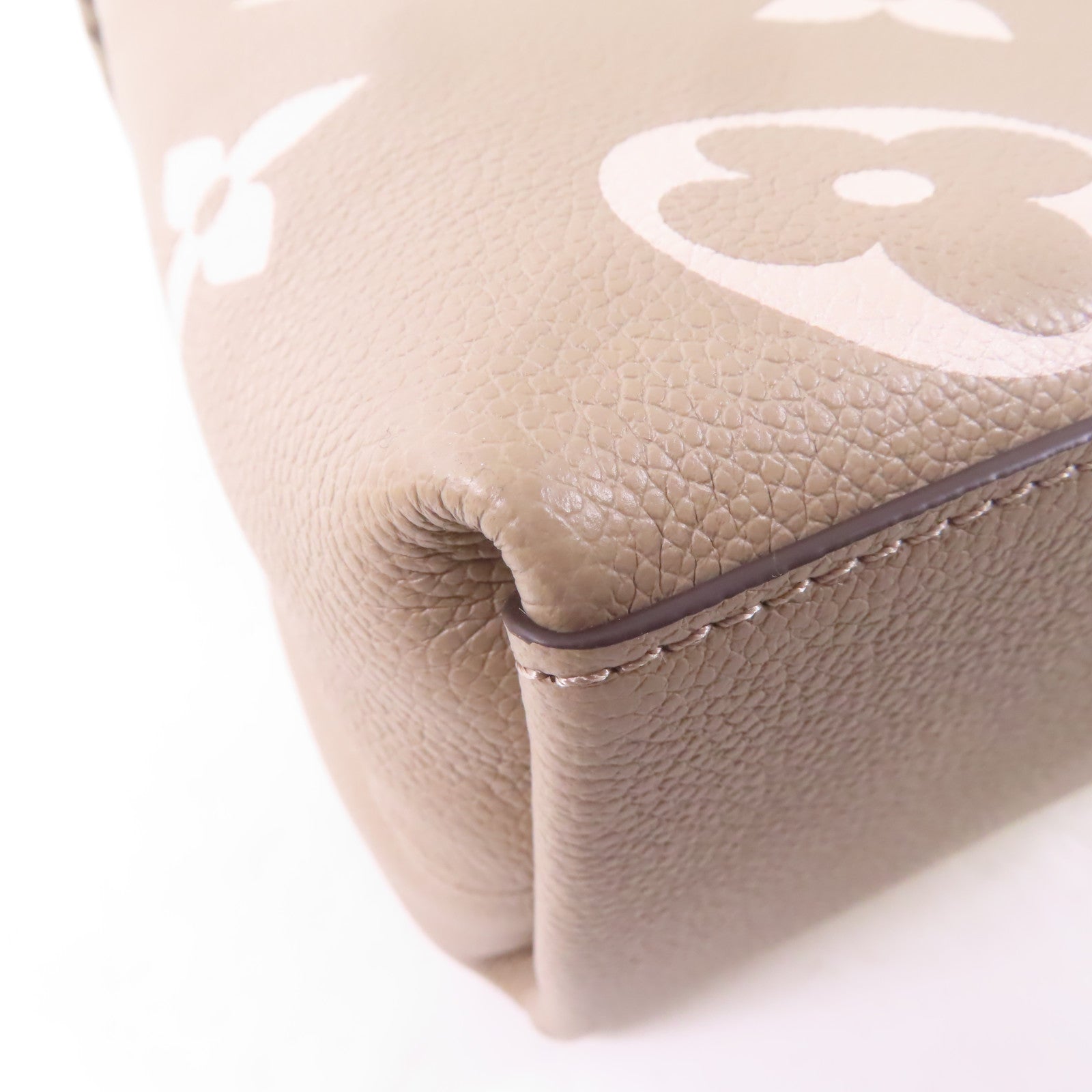 LOUIS VUITTON Monogram Empreinte Madeleine MM金扣手挽肩背兩用袋淺褐色