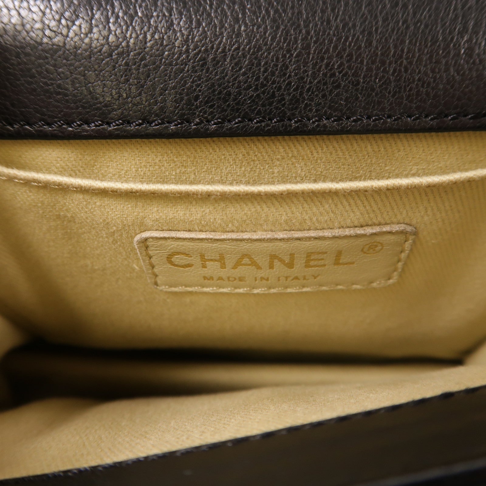 CHANEL 牛皮皮革2.55金扣鏈帶手挽肩背兩用袋