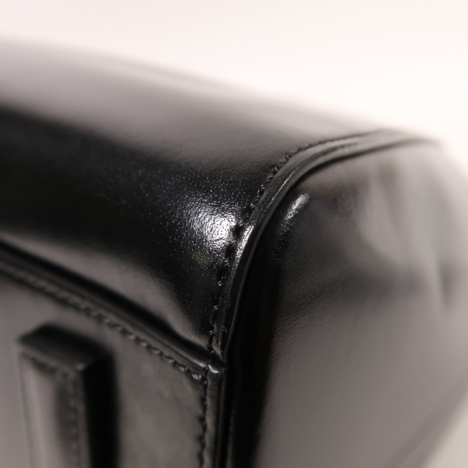 GIVENCHY 牛皮皮革Antigona銀扣手挽肩背兩用袋