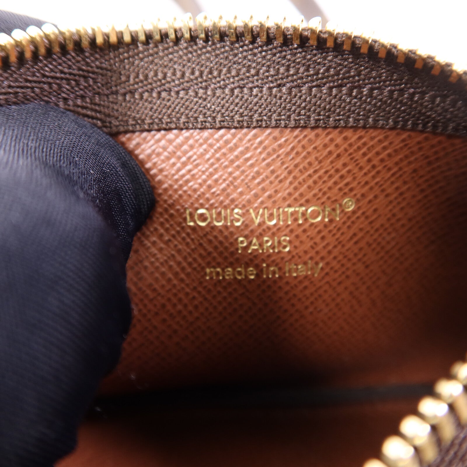 LOUIS VUITTON Monogram Phone Holder金扣手拿包