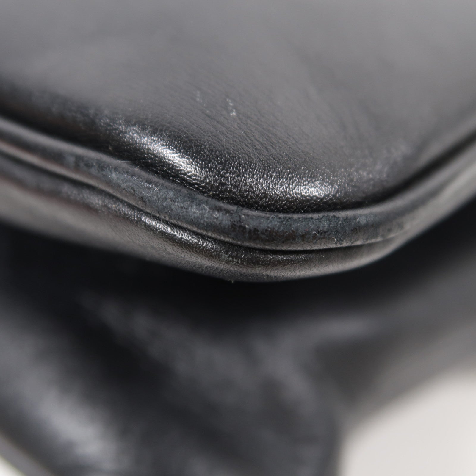 GUCCI 牛皮皮革Shoulder Bag金扣鏈帶肩背袋黑色