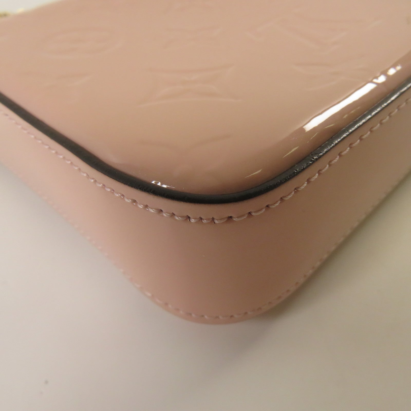 LOUIS VUITTON 【激減優惠】Monogram Vernis Pochette Felicie金扣鏈帶肩背袋粉紅色