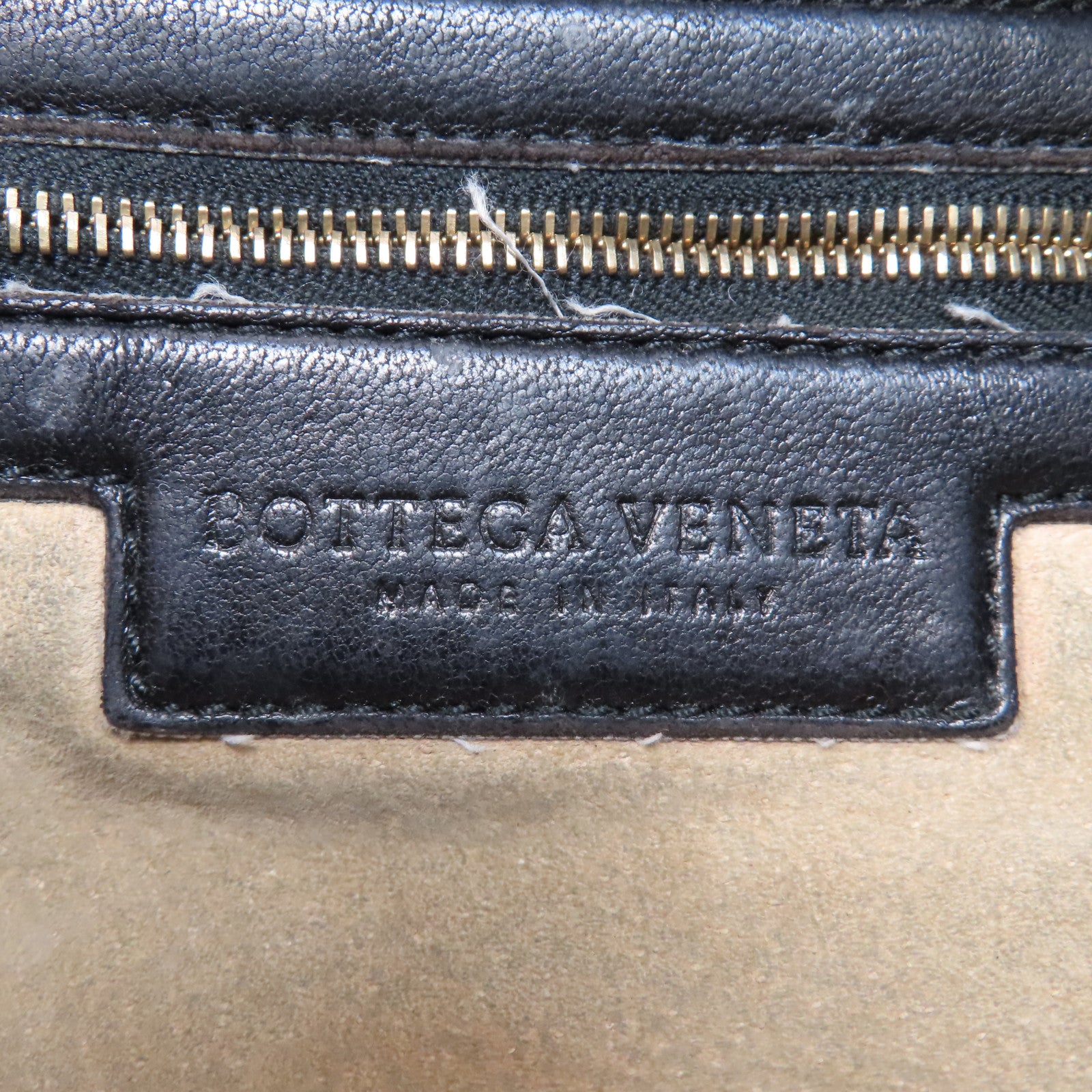 BOTTEGA VENETA 織紋牛皮皮革Hobo Bag金扣肩背袋黑色