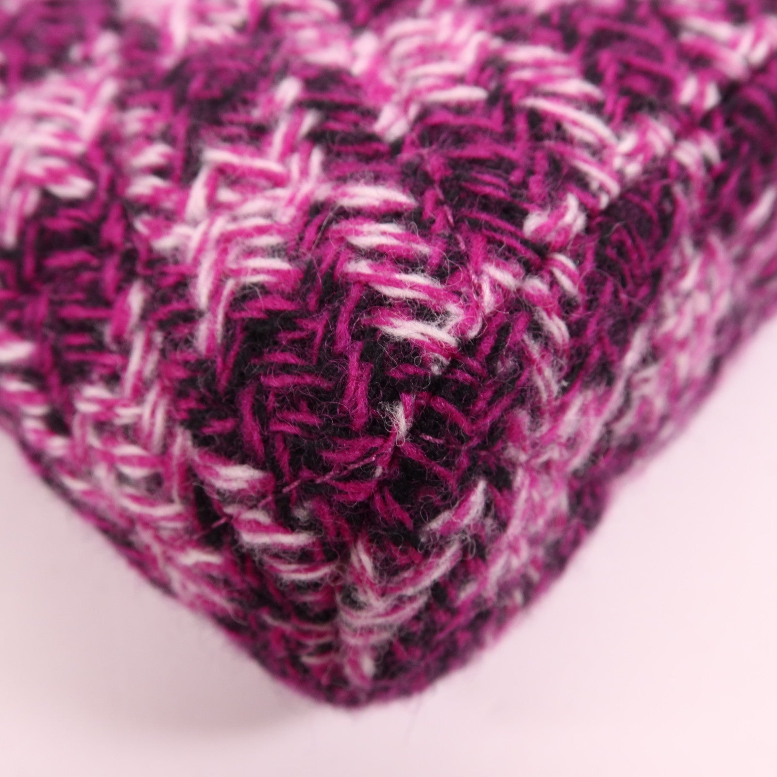 CHANEL 斜紋軟呢Mini Chain Bag金扣鏈帶肩背袋