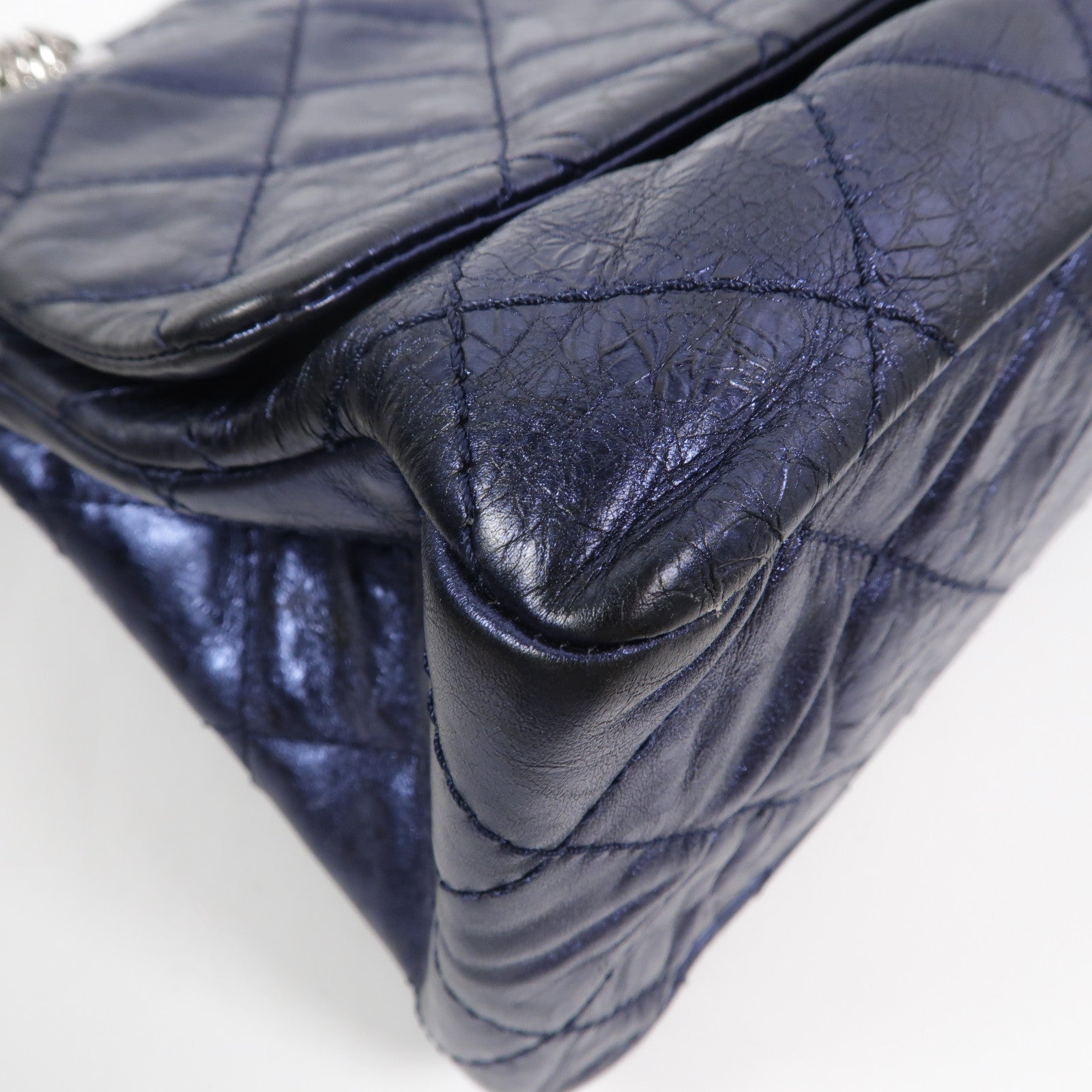 CHANEL 牛皮皮革2.55 Maxi鏈帶肩背袋