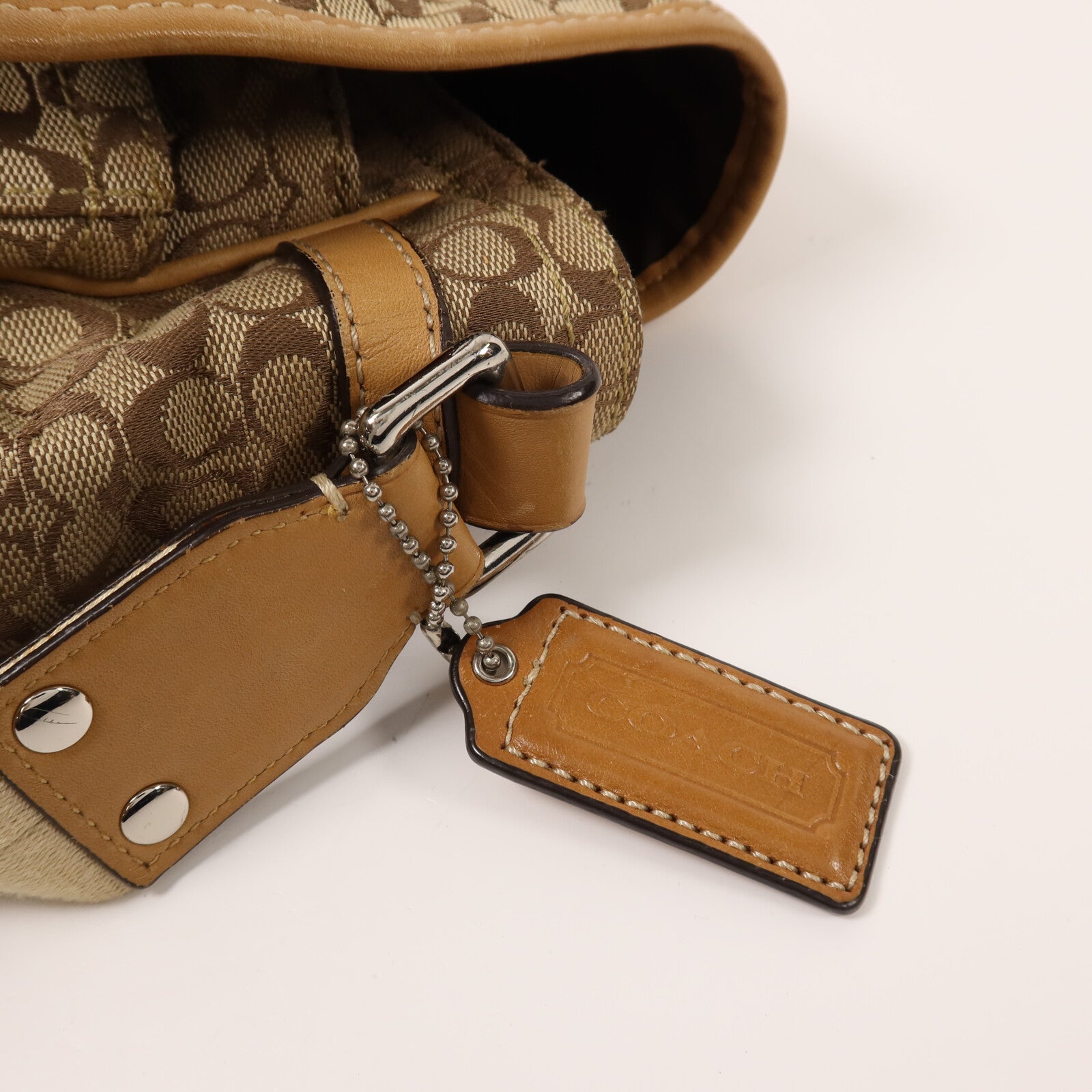 COACH 帆布Shoulder Bag銀扣肩背袋