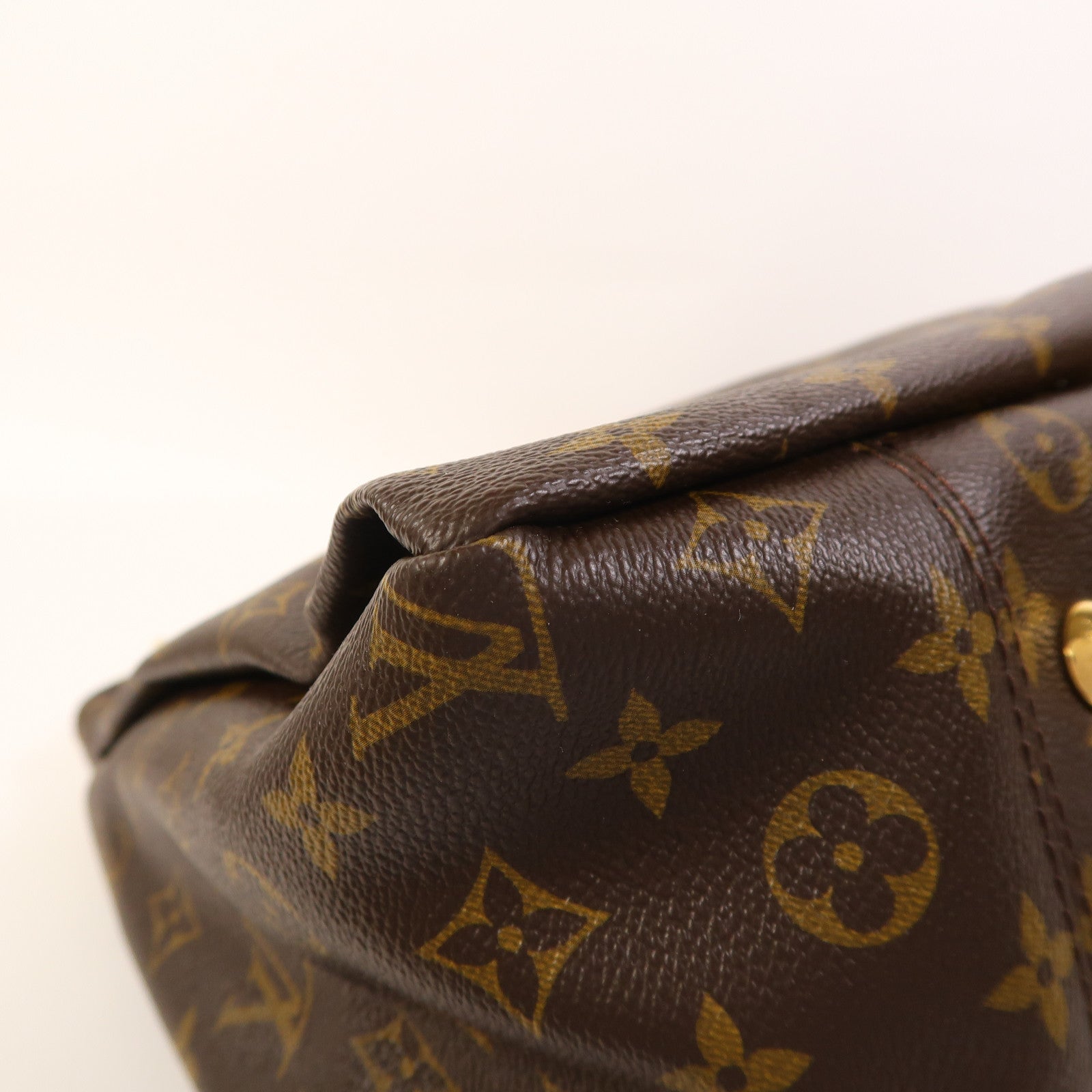 LOUIS VUITTON Monogram Artsy MM金扣肩背袋