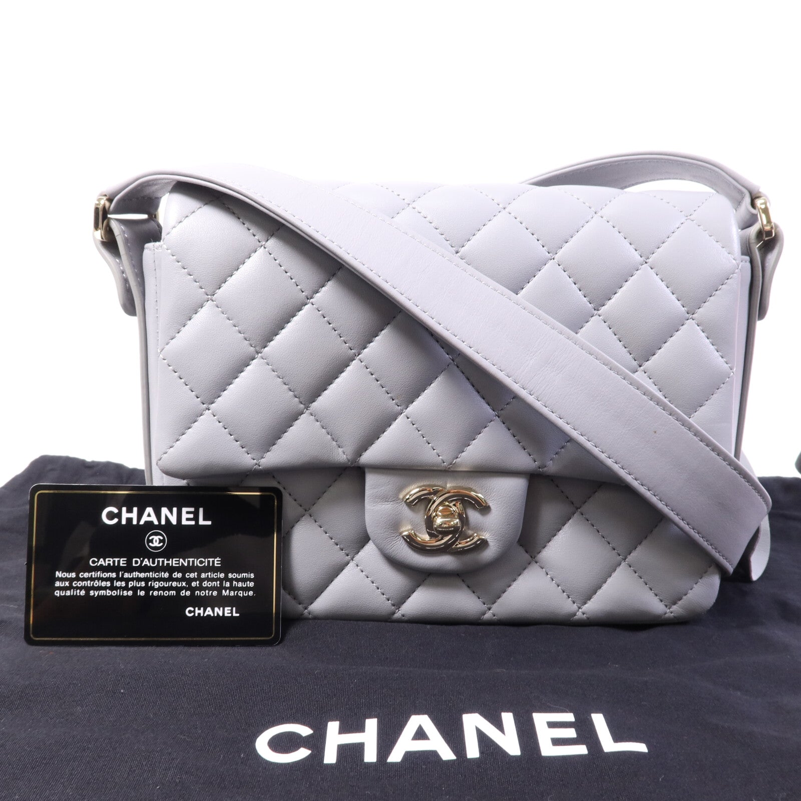 CHANEL 牛皮皮革Bolero De Chanel金扣肩背袋