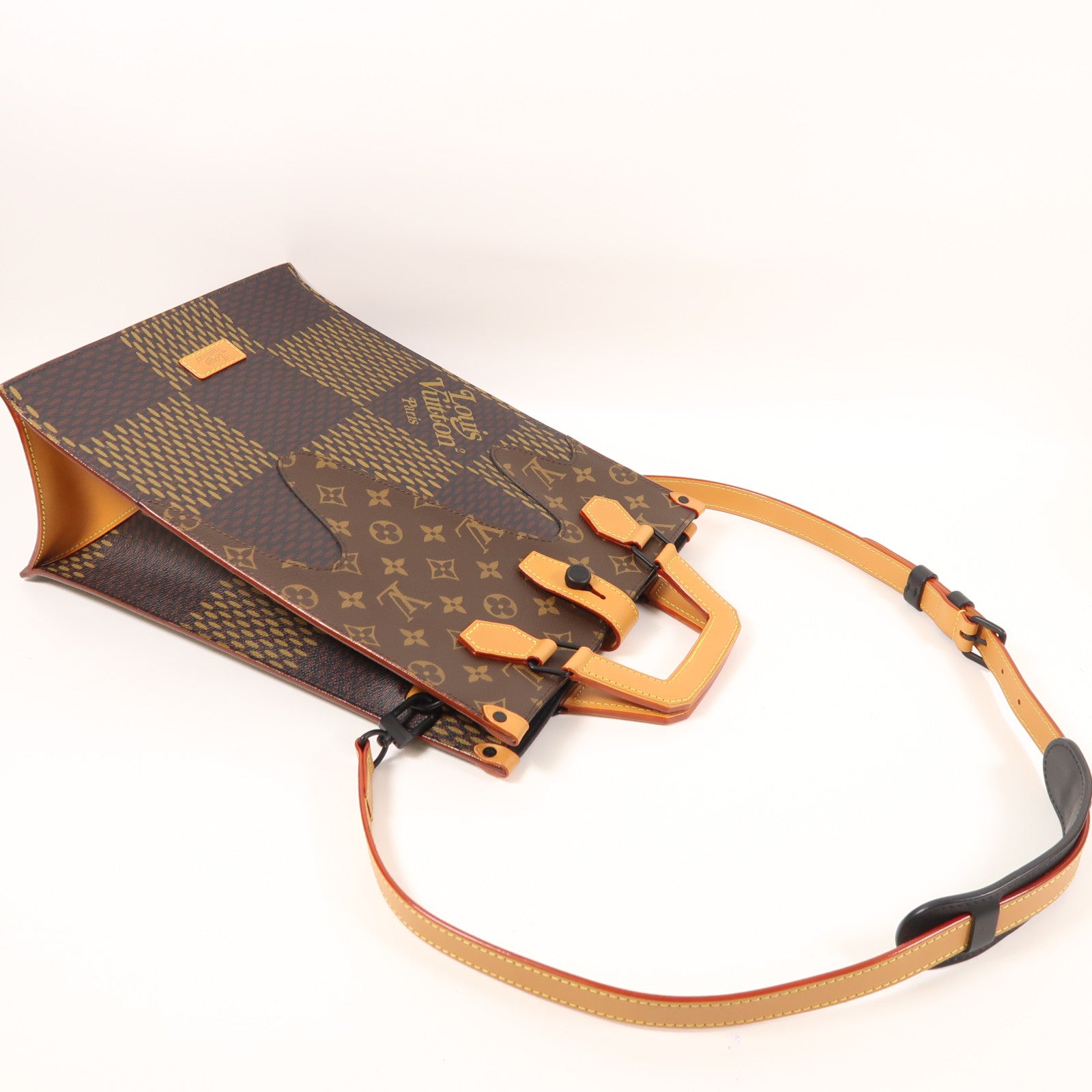 LOUIS VUITTON Monogram LV x Nigo Mini Tote手挽肩背兩用袋
