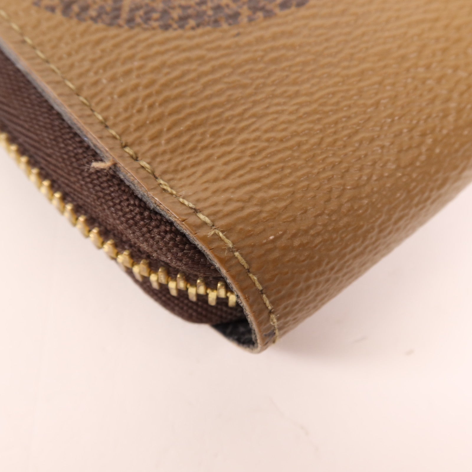 LOUIS VUITTON Monogram Giant Reverse Zippy Wallet金扣長錢包