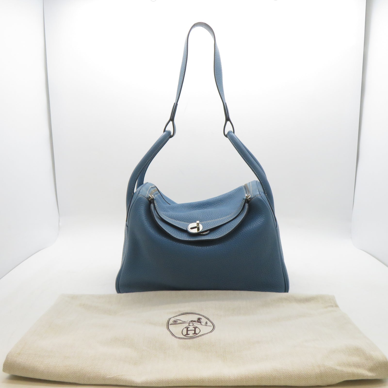 HERMES **【激減優惠】Clemence皮革Lindy 30銀扣手挽肩背兩用袋Blue Jean牛仔藍色