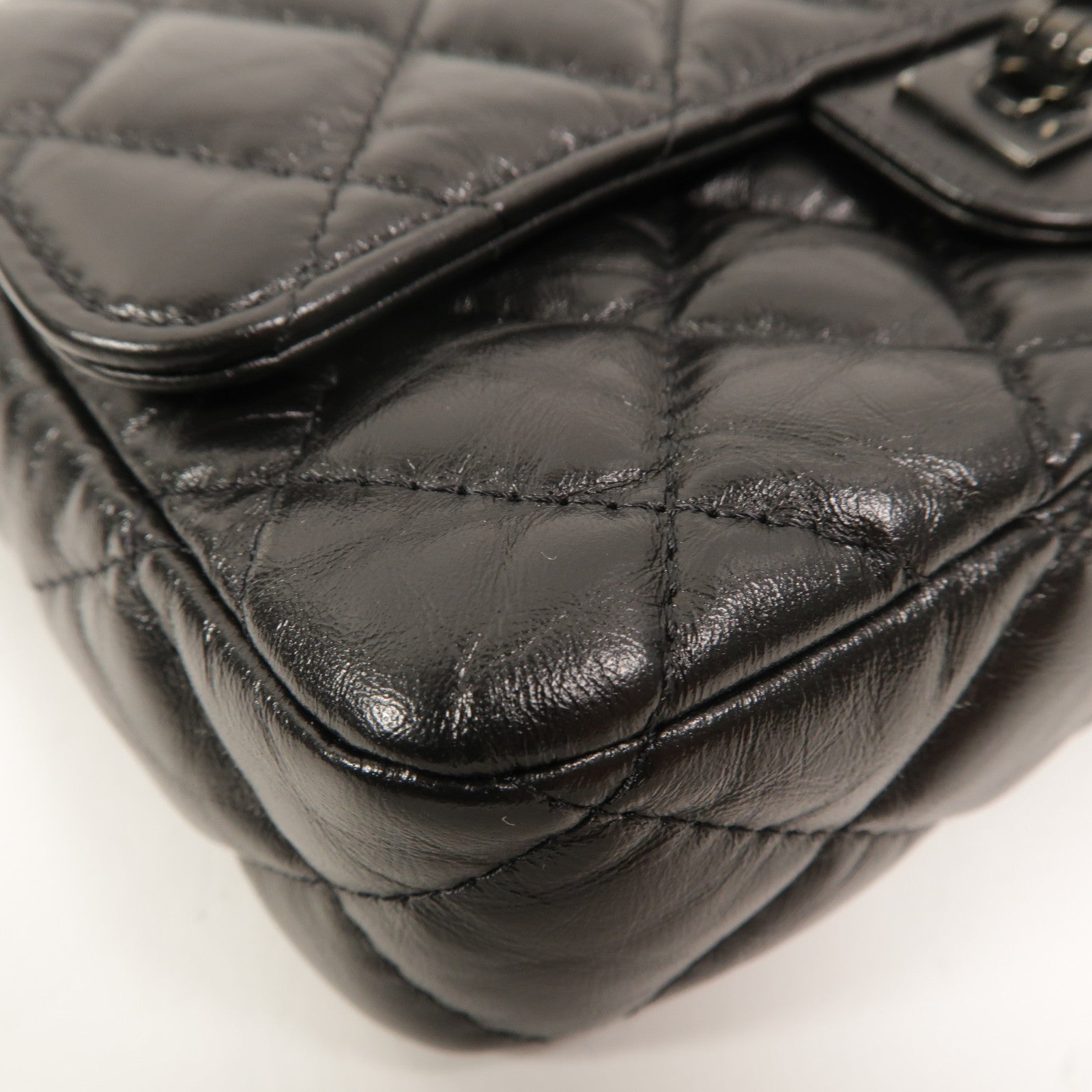 CHANEL 牛皮皮革2.55 Phone Bag鏈帶肩背袋