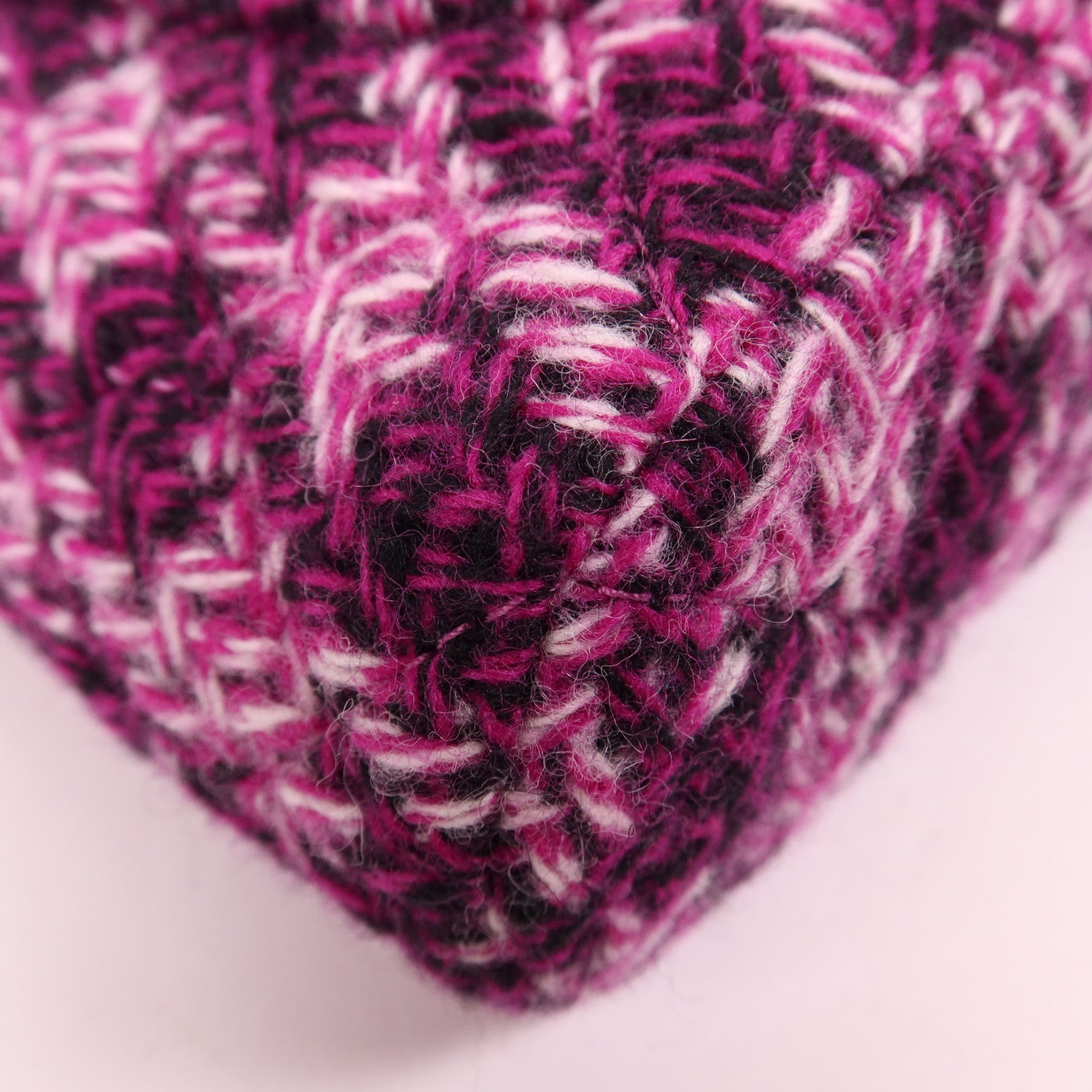 CHANEL 斜紋軟呢Mini Chain Bag金扣鏈帶肩背袋